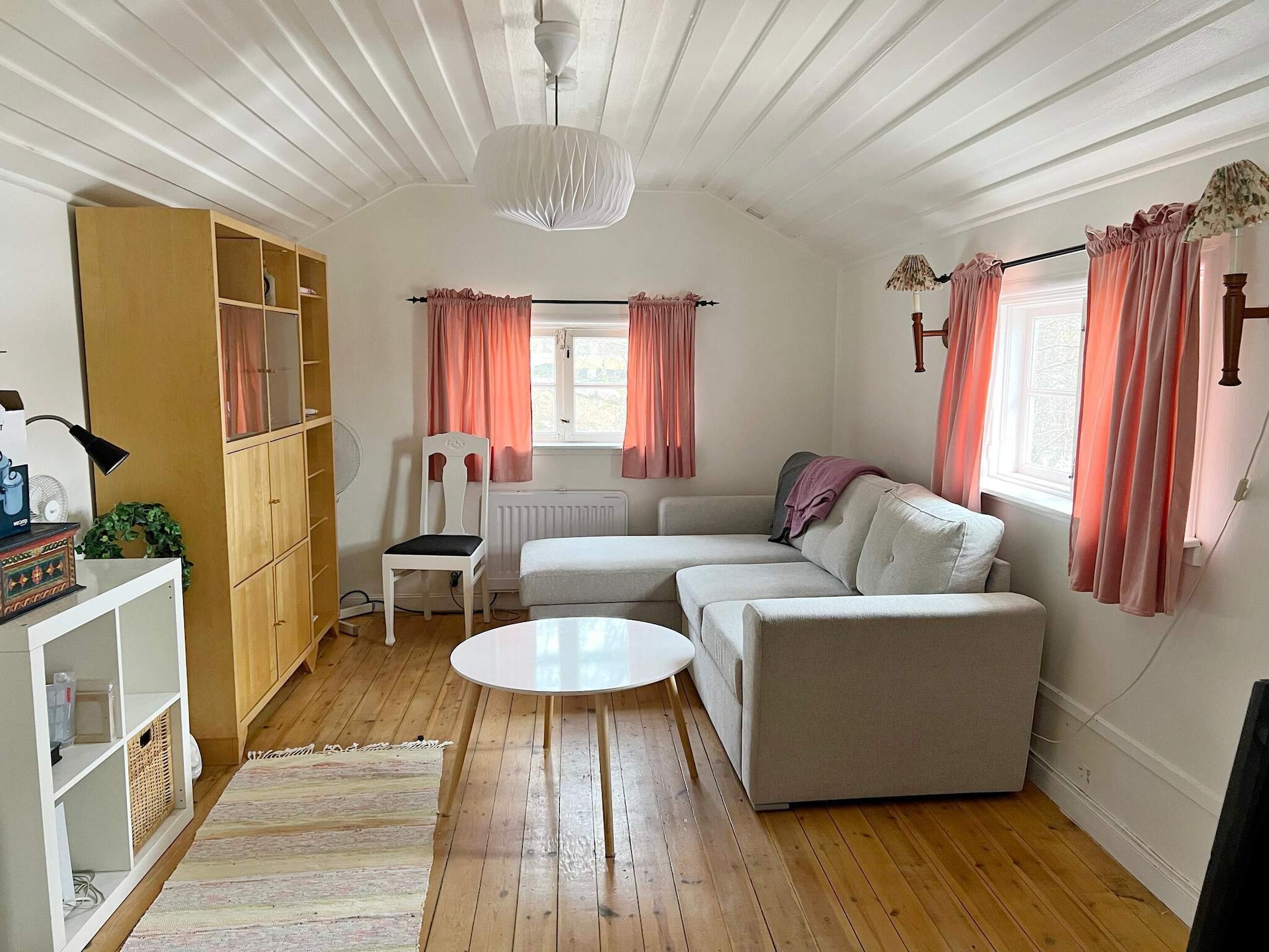 Sfeervol vakantiehuis met sauna en natuurzicht op Ingarö - foto 12