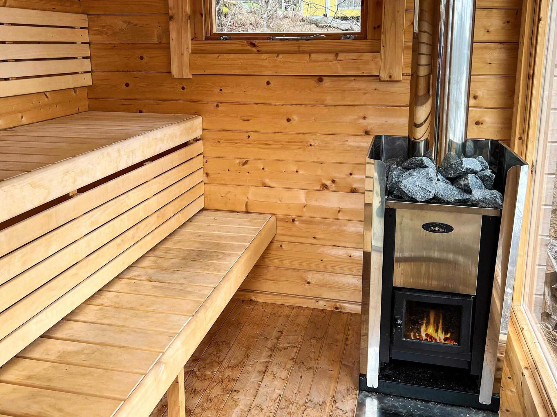 Sfeervol vakantiehuis met sauna en natuurzicht op Ingarö - foto 16