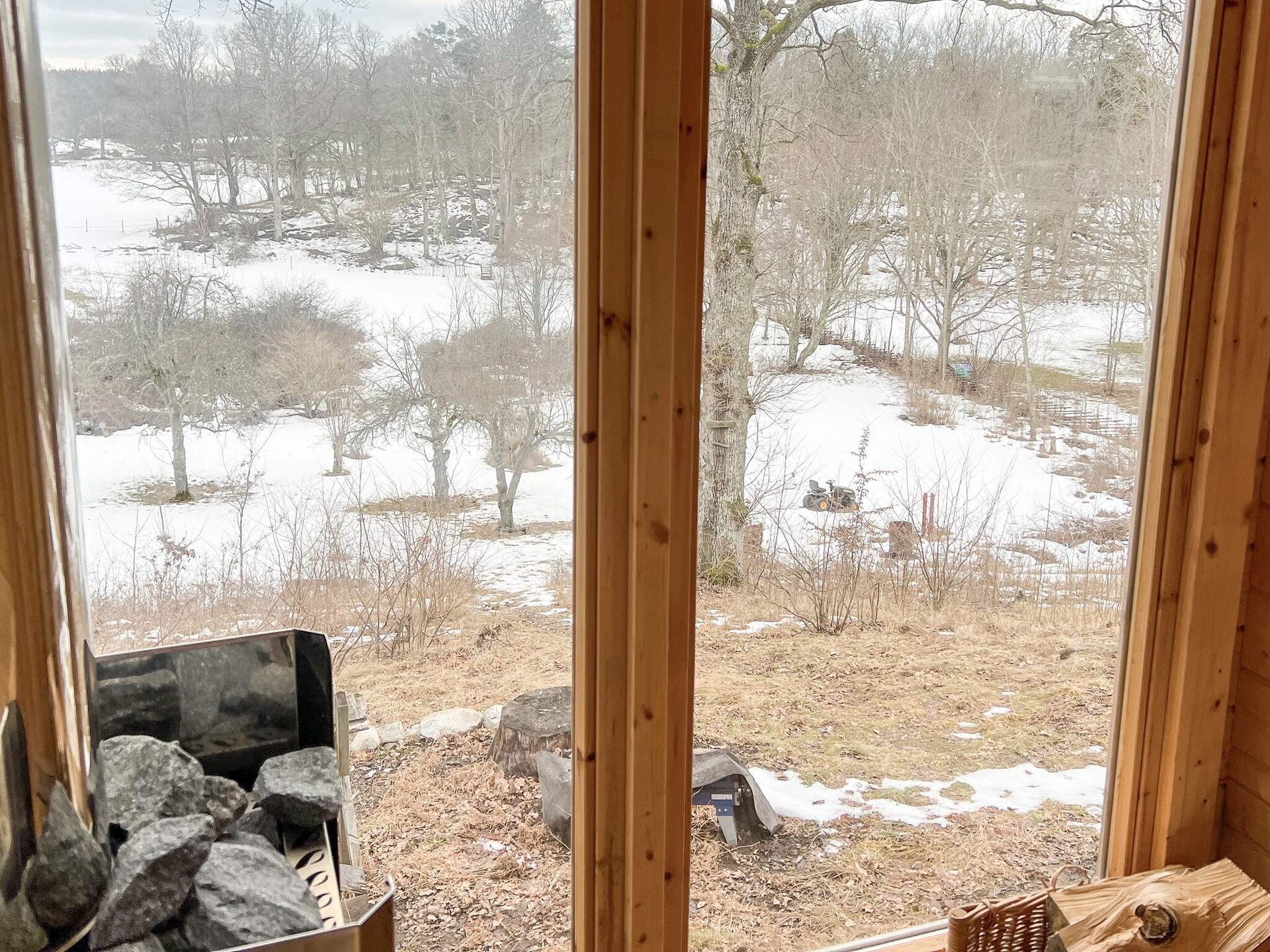 Sfeervol vakantiehuis met sauna en natuurzicht op Ingarö - foto 17