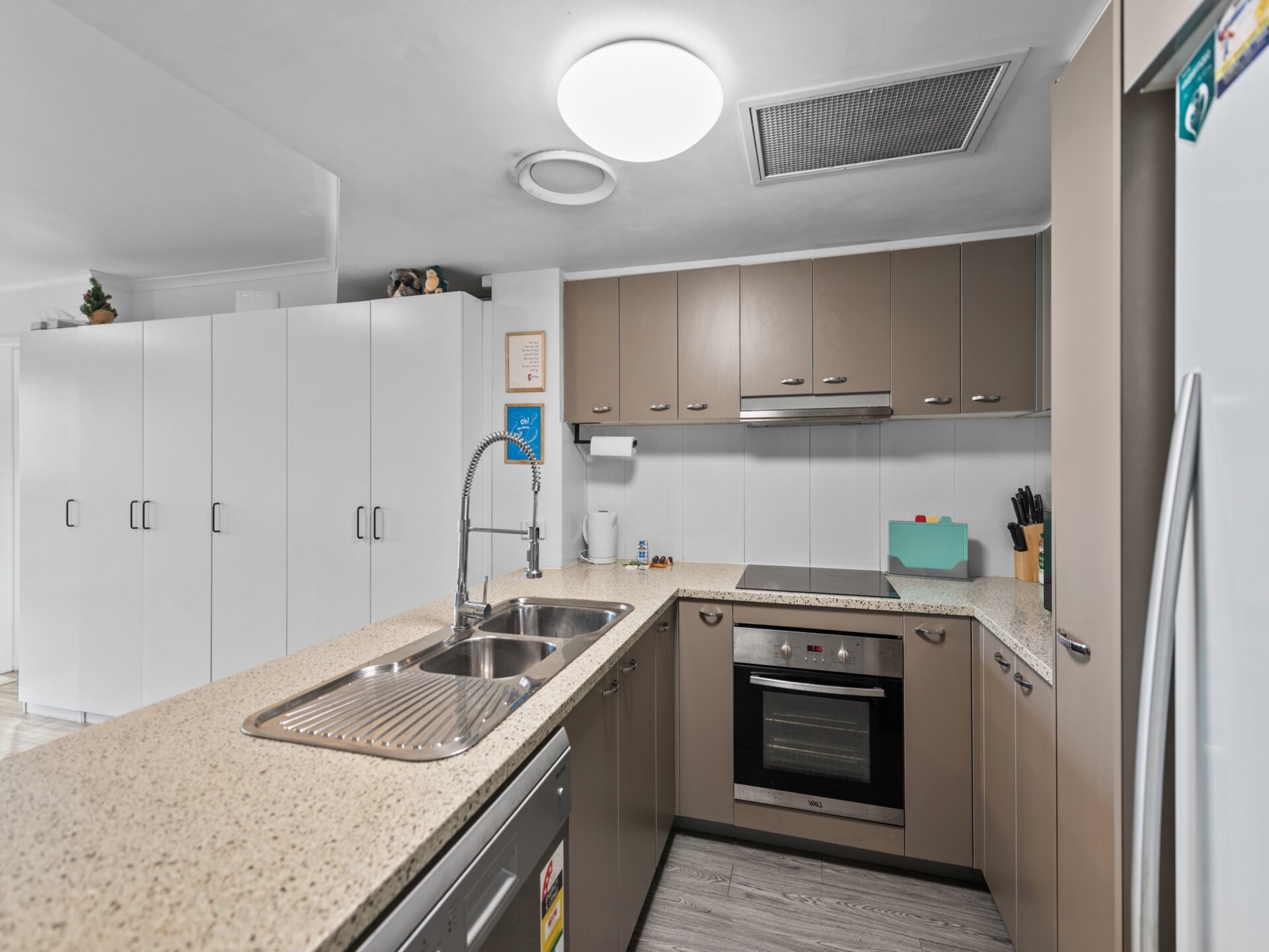 Licht appartement met zwembad en fitness in Bowen Hills - foto 6