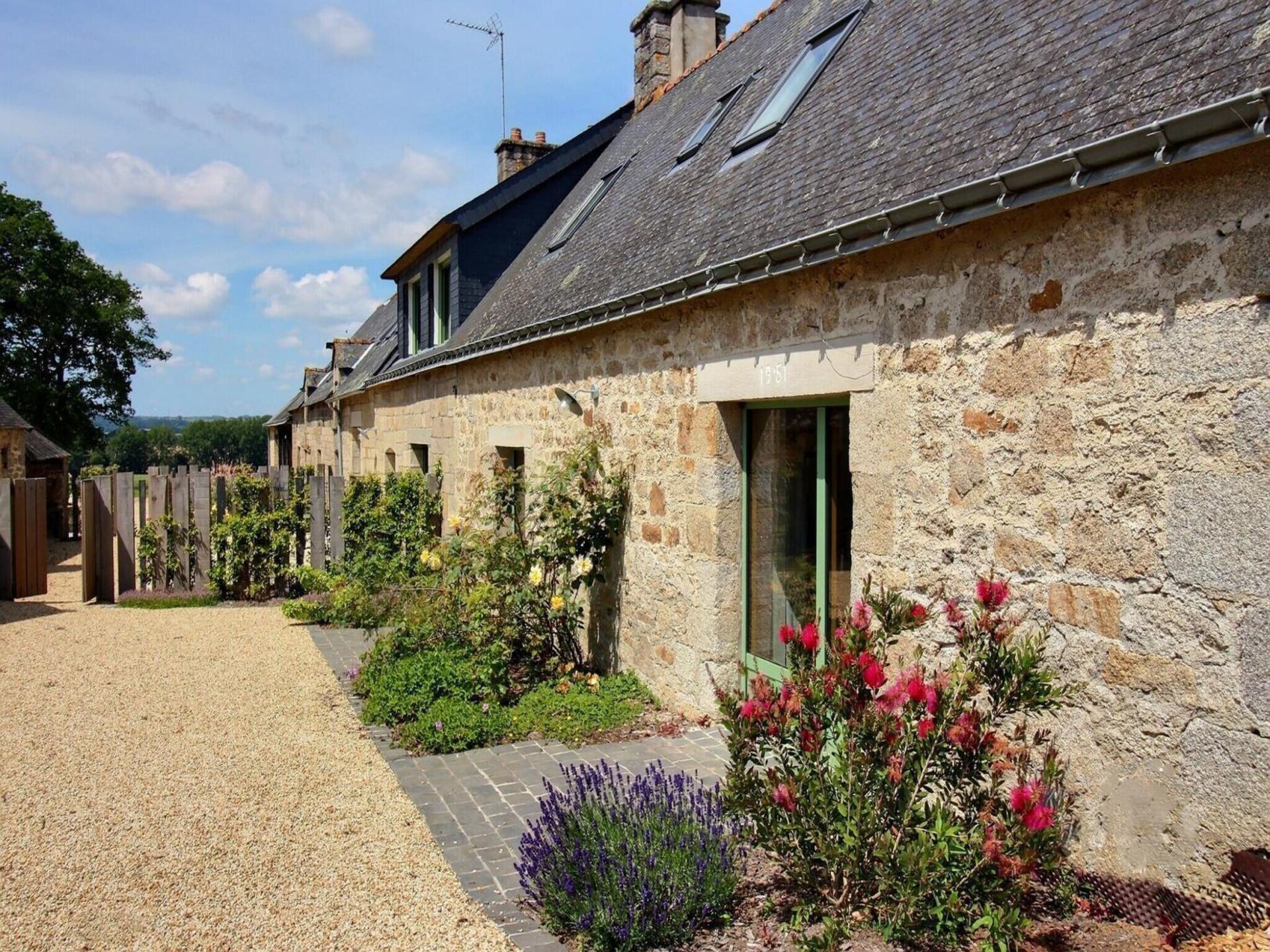Vakantiehuis in rustig Bretagne voor 9 personen met tuin en zwembad - foto 1