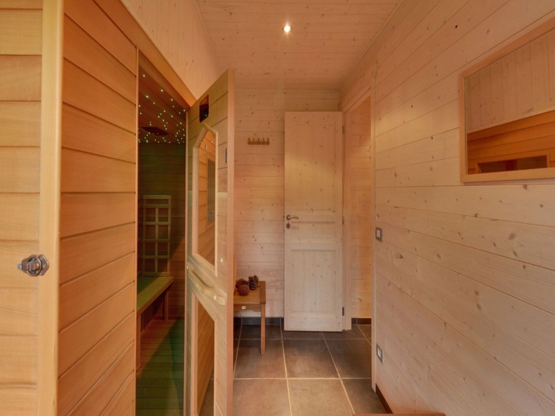 Vrijstaand chalet met sauna voor 8 personen bij Durbuy - foto 21