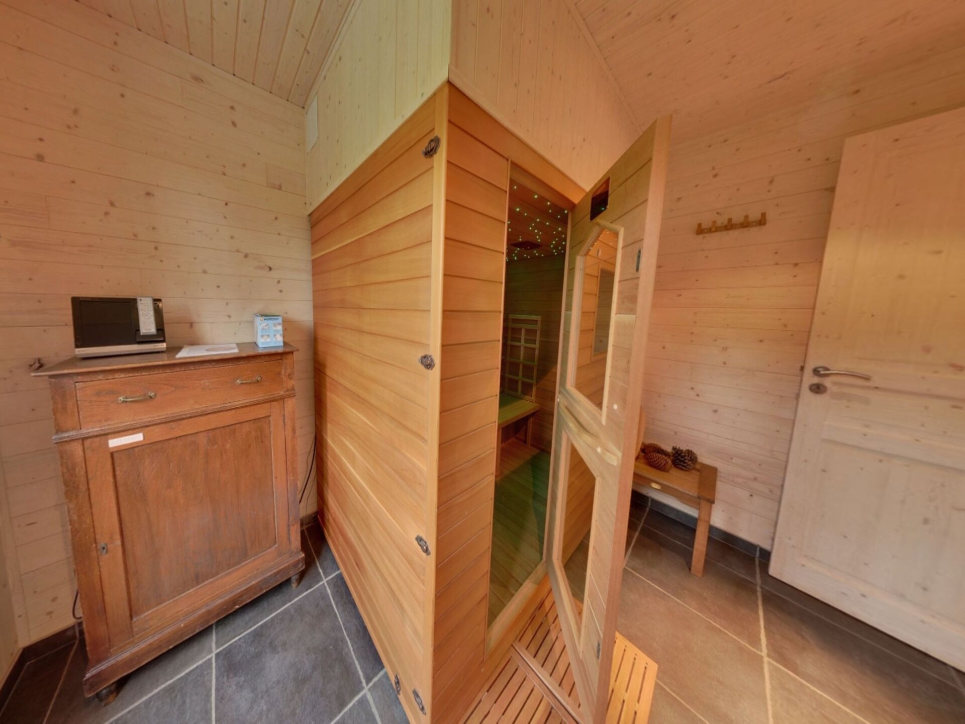 Vrijstaand chalet met sauna voor 8 personen bij Durbuy - foto 22