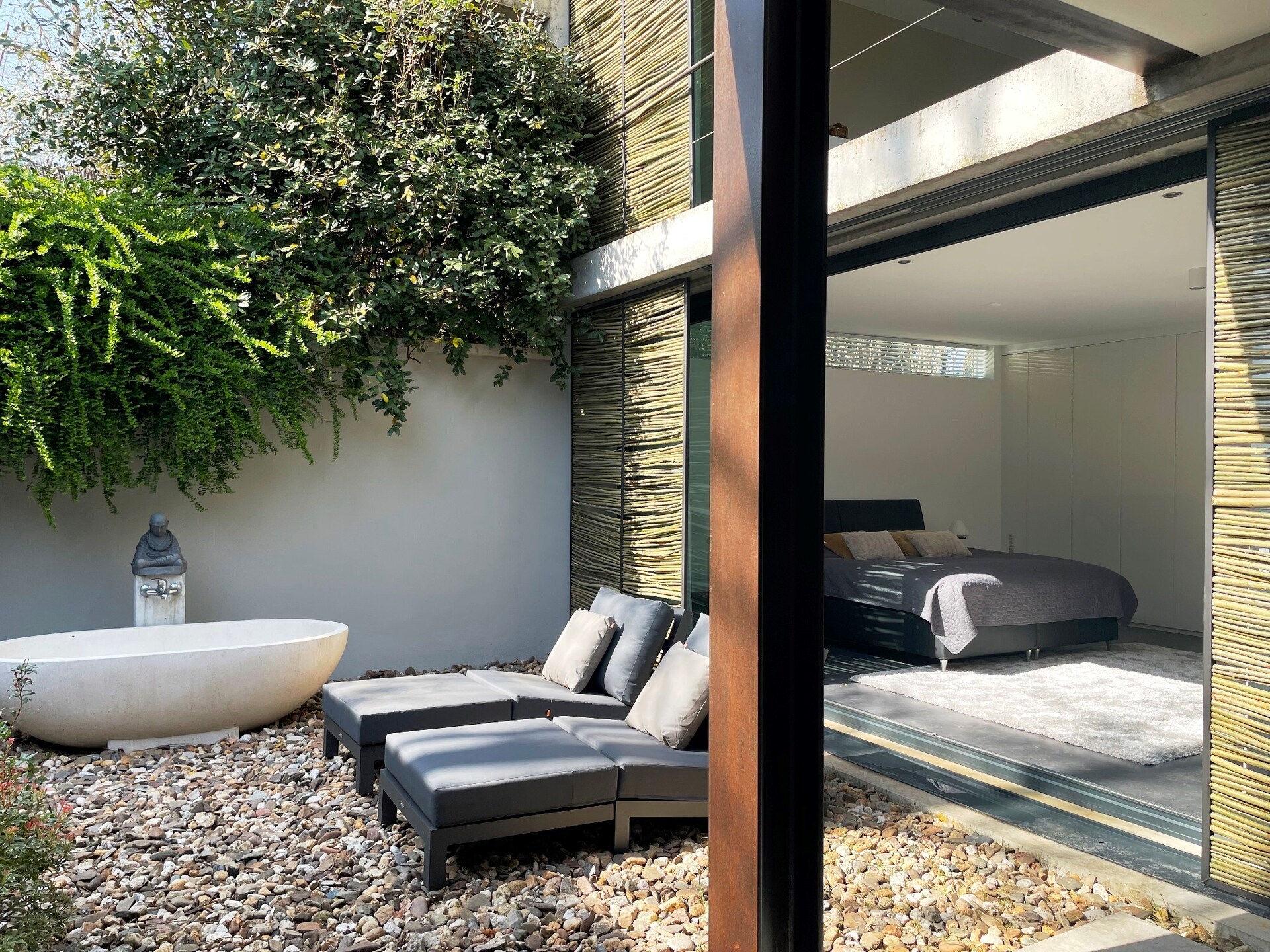 Betonnen Boshuis: wellnessvilla met privé spa op landgoed Bergvliet - foto 30