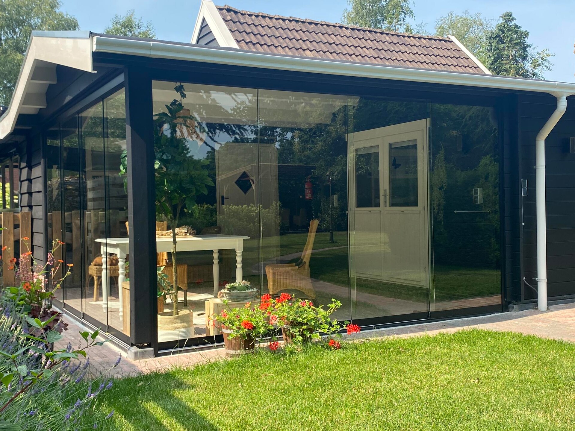 Romantisch wellnessvakantiehuis met sauna en jacuzzi in Westerwolde - foto 11