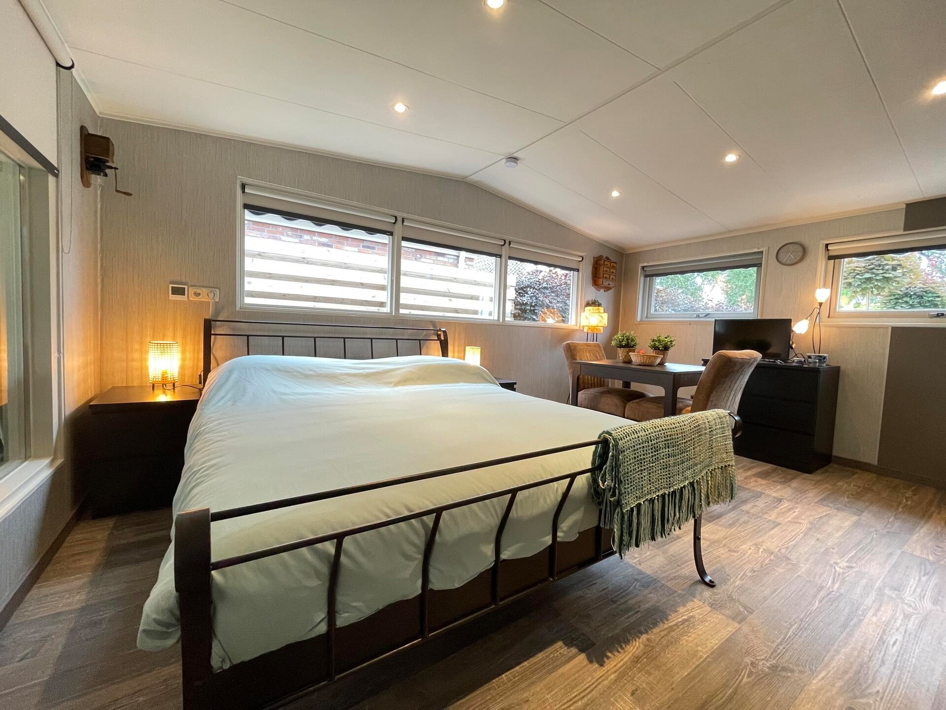 Romantisch wellnessvakantiehuis met sauna en jacuzzi in Westerwolde - foto 19