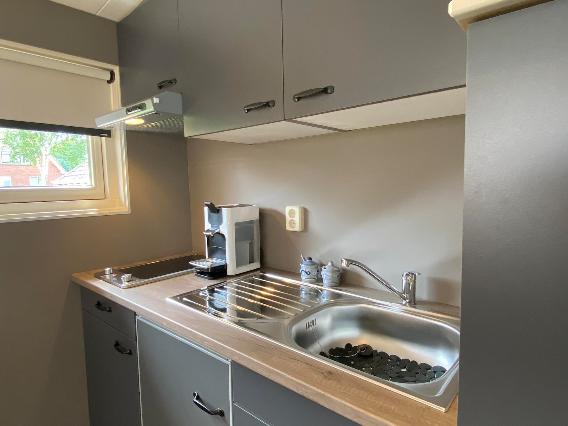 Romantisch wellnessvakantiehuis met sauna en jacuzzi in Westerwolde - foto 15