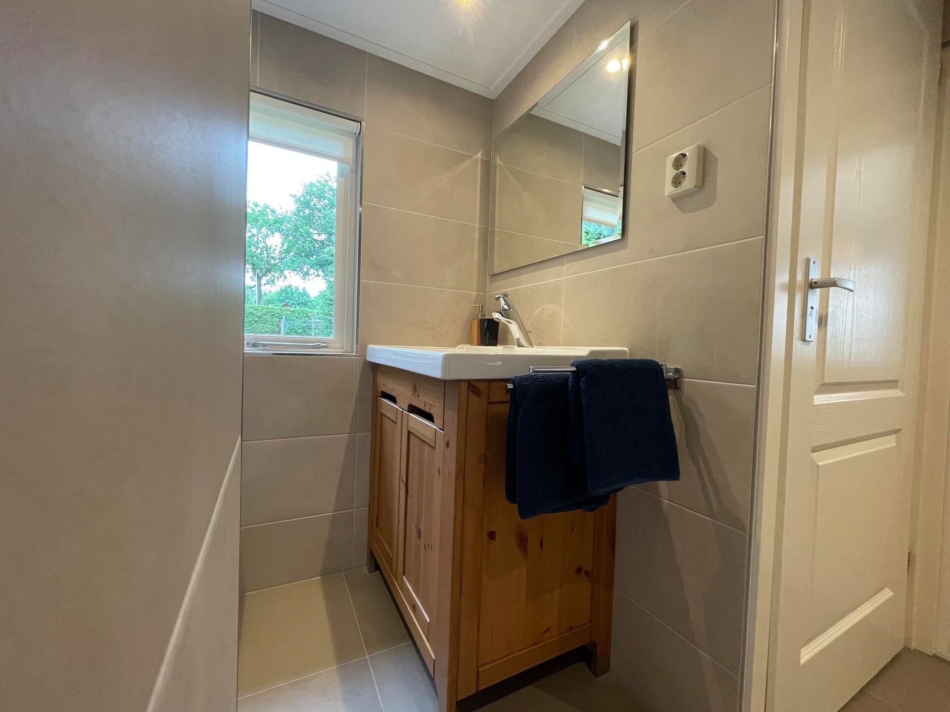 Romantisch wellnessvakantiehuis met sauna en jacuzzi in Westerwolde - foto 28
