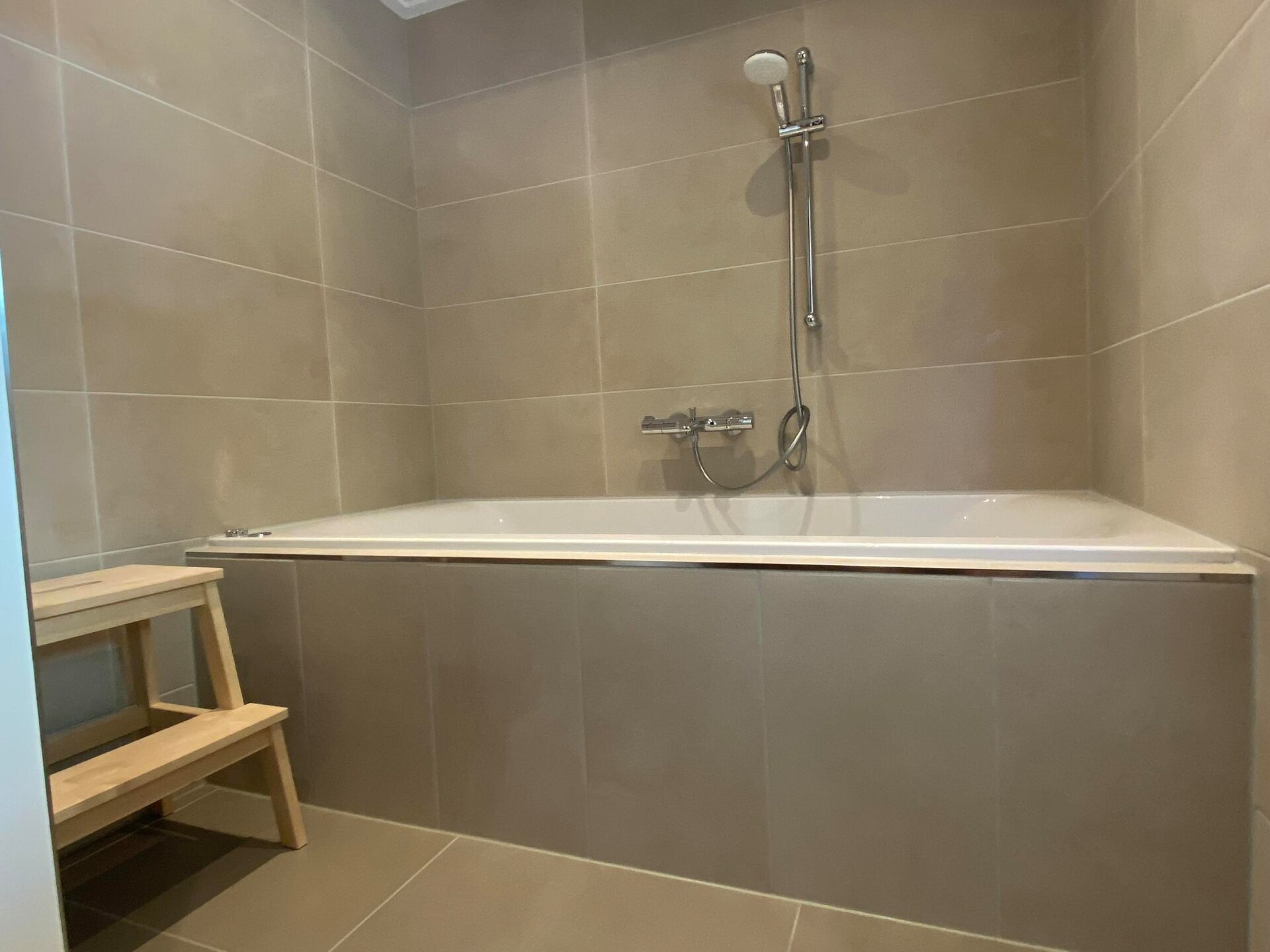 Romantisch wellnessvakantiehuis met sauna en jacuzzi in Westerwolde - foto 23