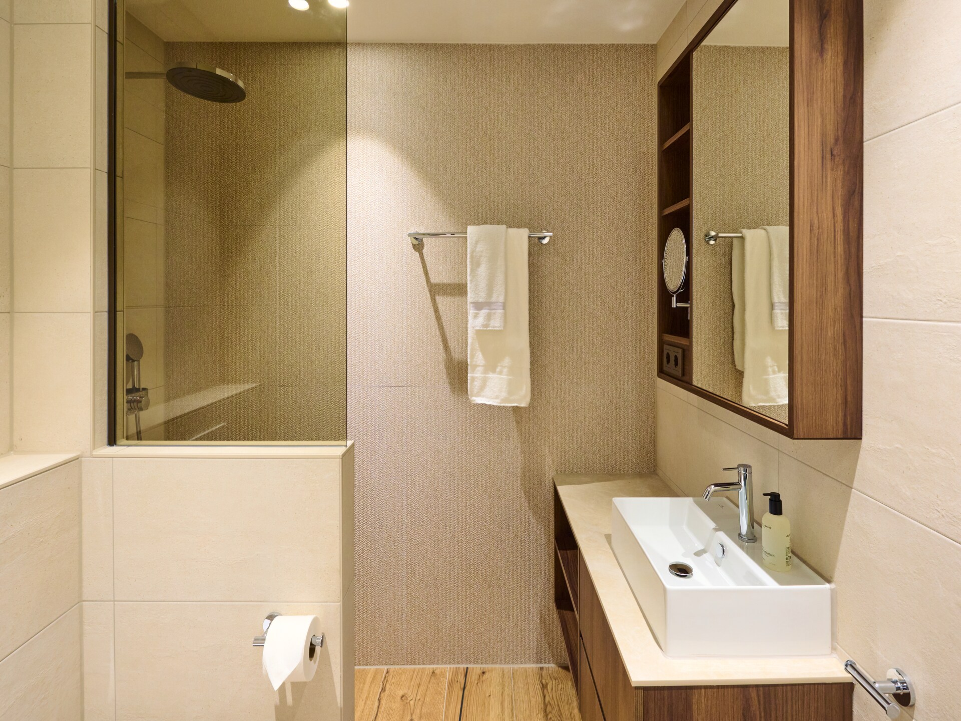 Droomsuites Texel: Modern 8-persoons appartement in Den Burg - foto 16