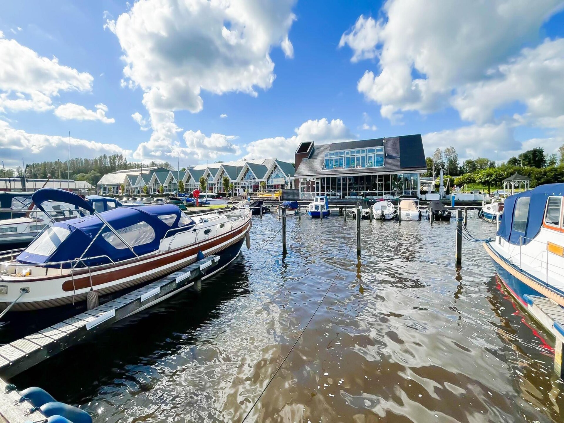 Droomzicht: modern vakantiehuis aan het water bij Uitgeest - foto 23