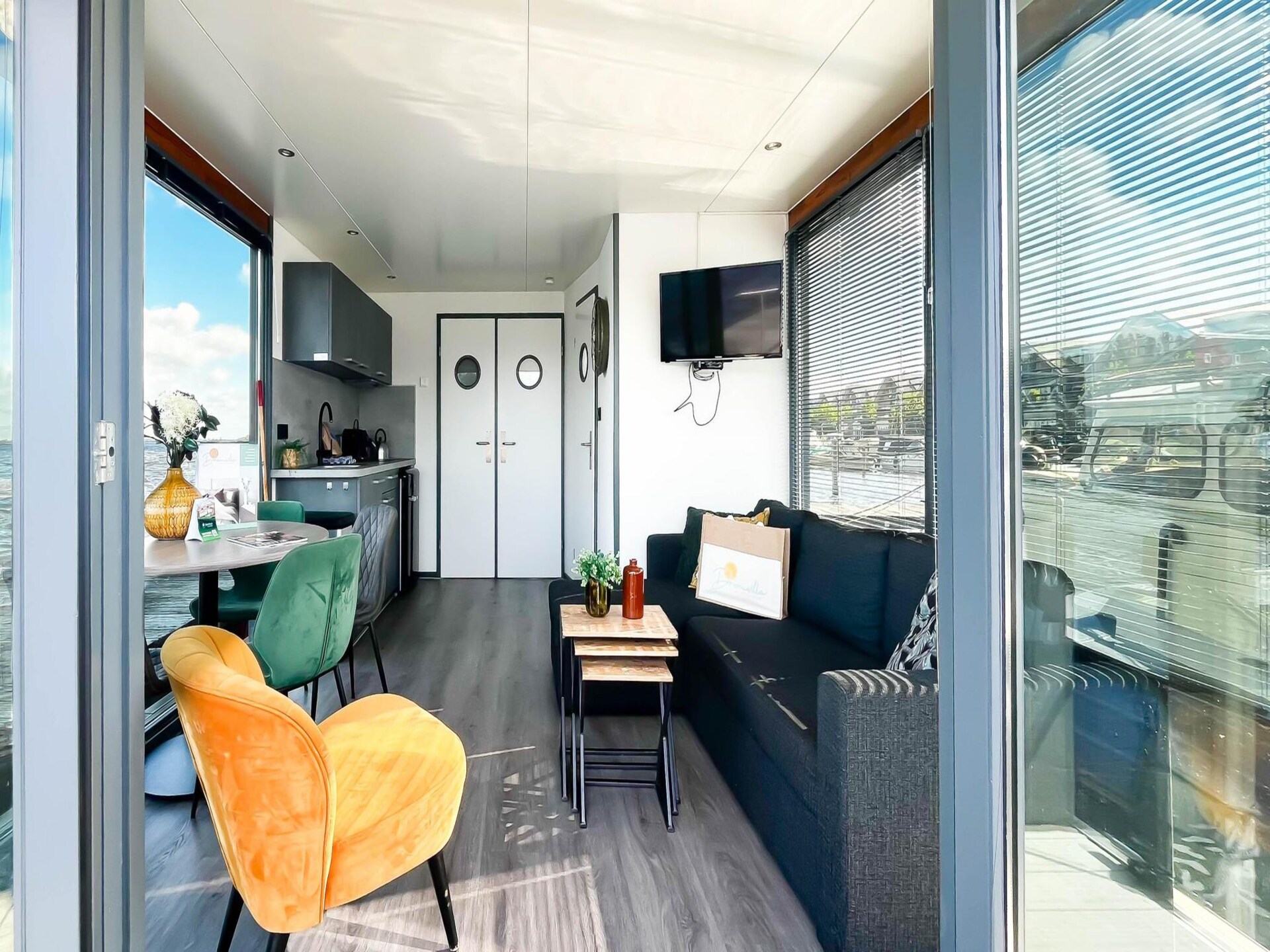 Golfzicht: modern vakantiehuis direct aan het water van Uitgeest - foto 7