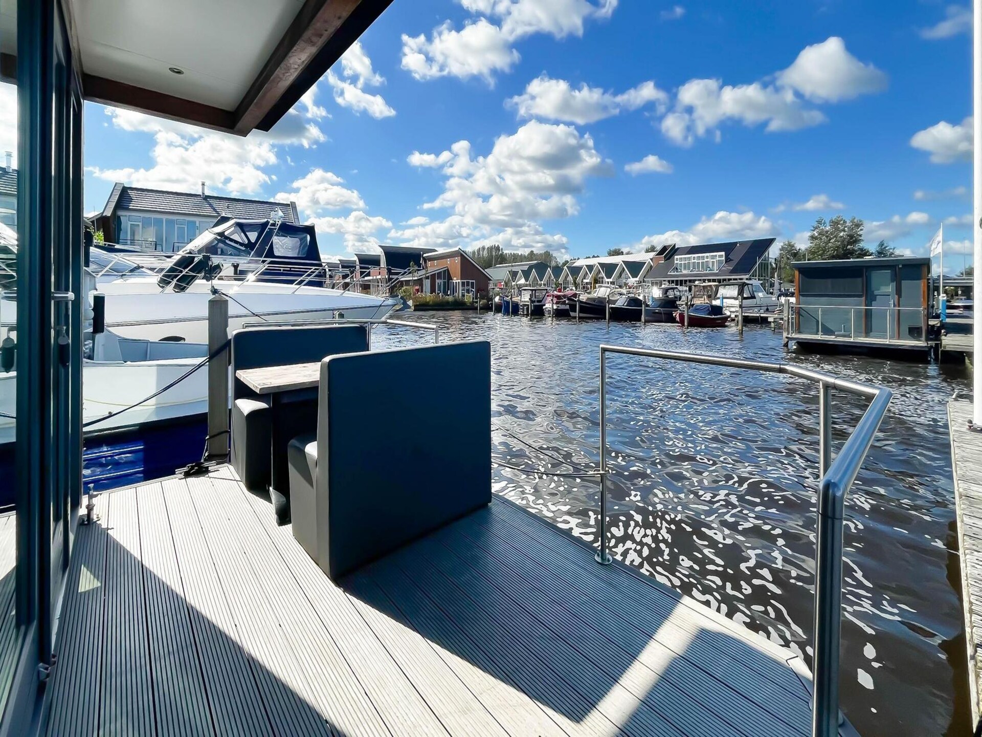 Golfzicht: modern vakantiehuis direct aan het water van Uitgeest - foto 6