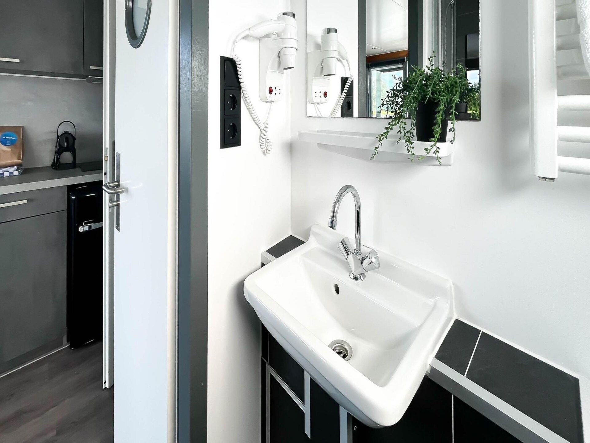 Golfzicht: modern vakantiehuis direct aan het water van Uitgeest - foto 14