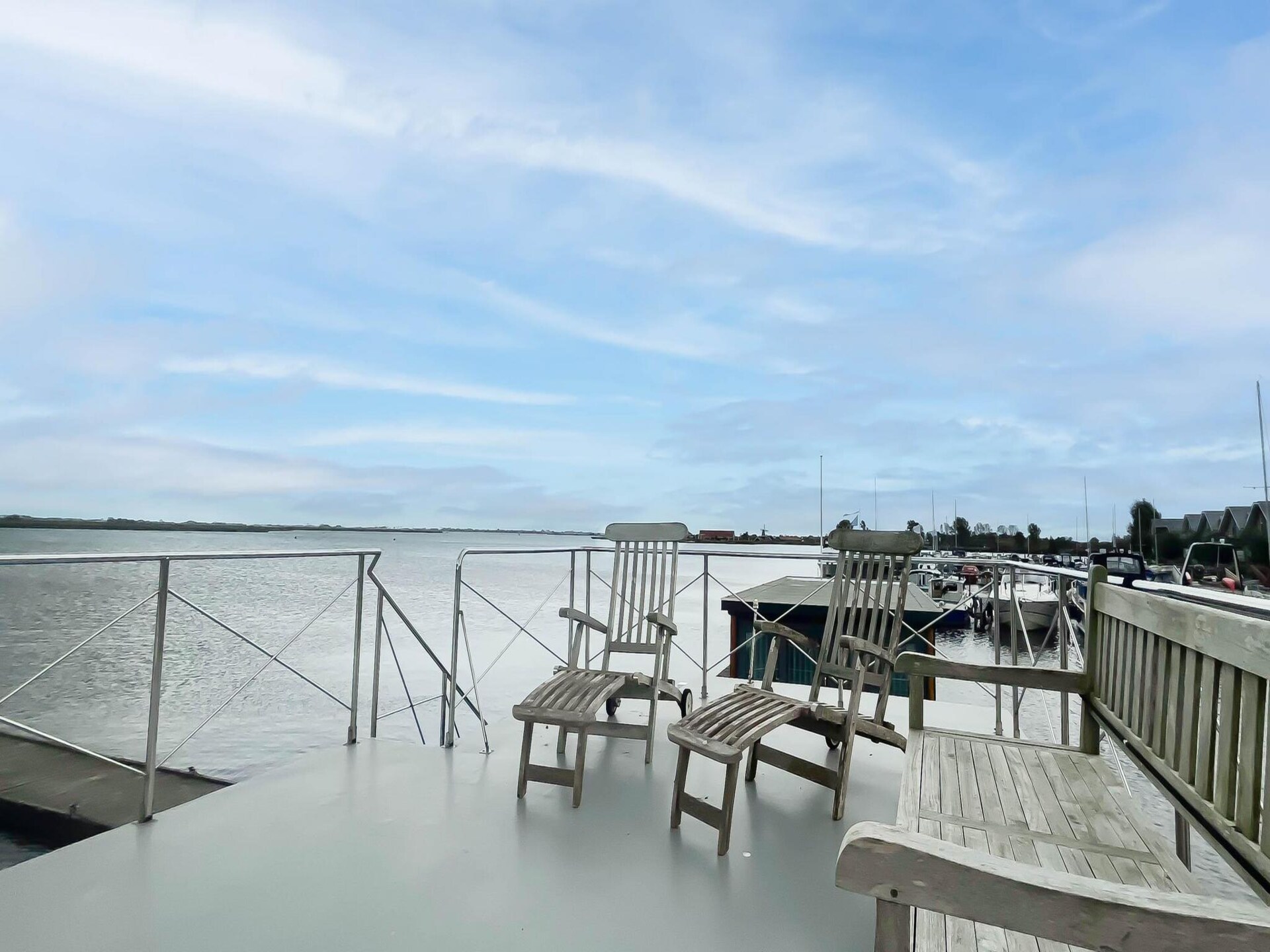 Meerzicht – Unieke woonboot met panoramisch uitzicht op het Uitgeestermeer - foto 15