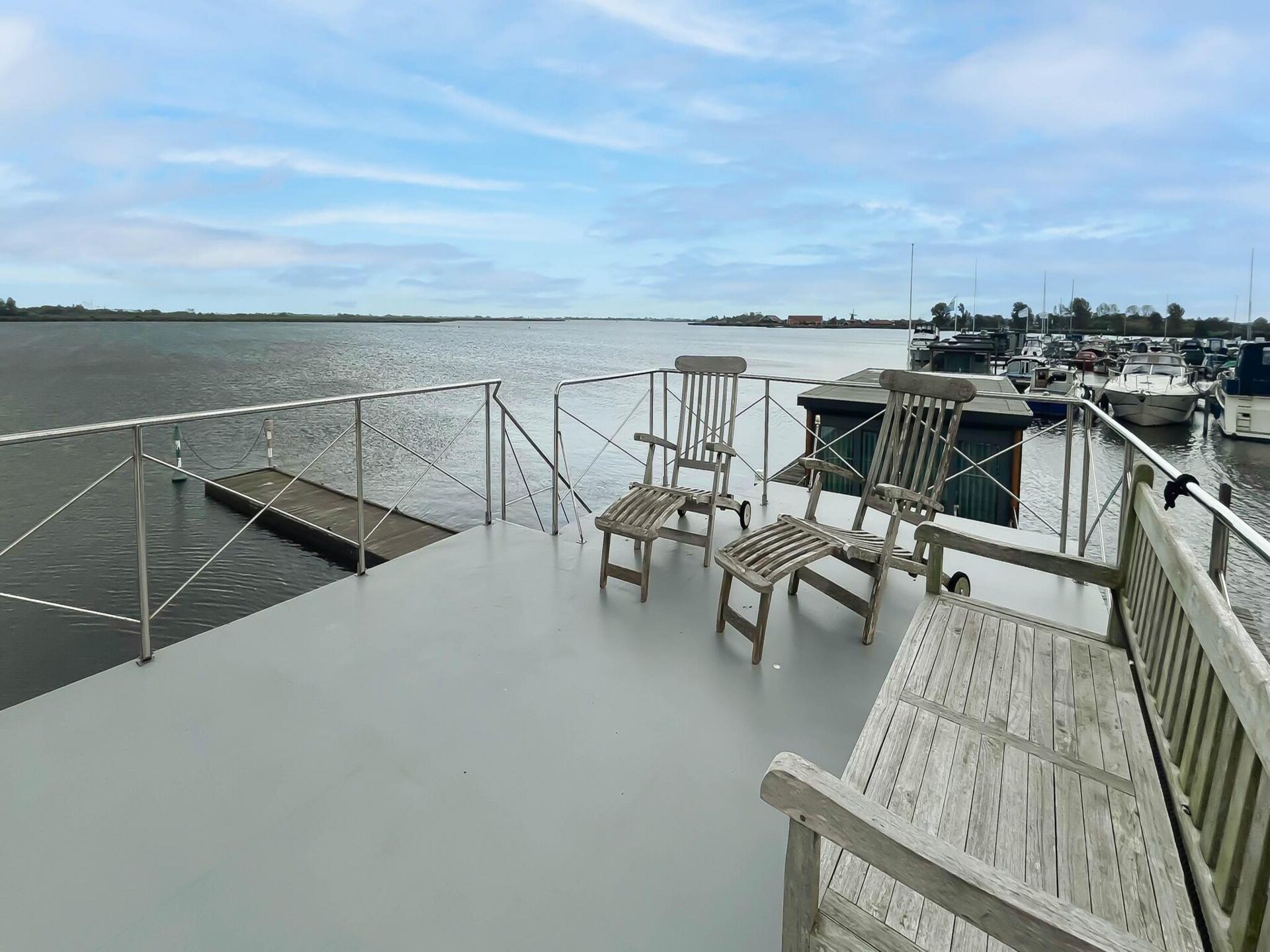 Meerzicht – Unieke woonboot met panoramisch uitzicht op het Uitgeestermeer - foto 17