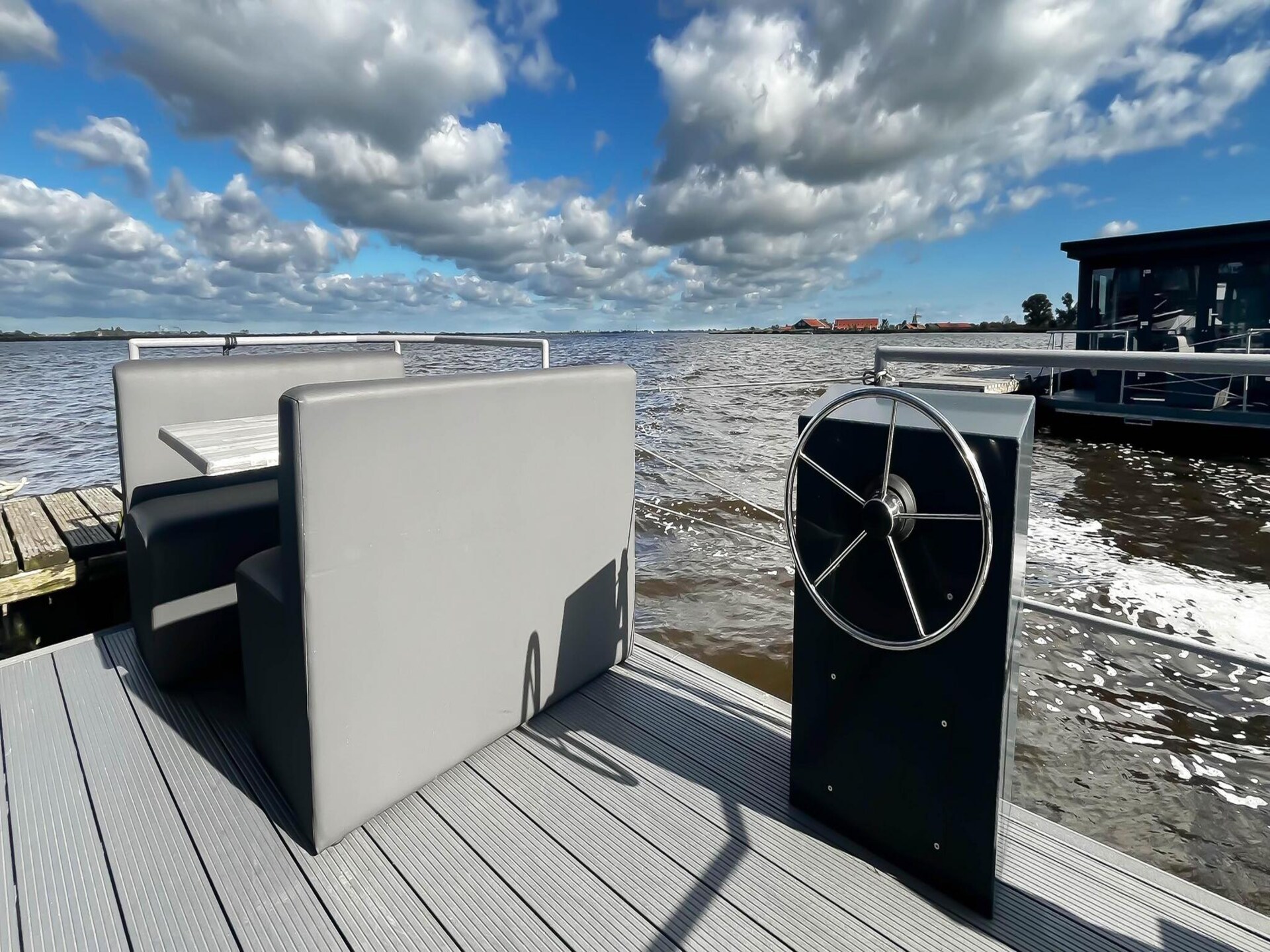 Prachtzicht: sfeervolle woonboot op het Uitgeestermeer voor 4 personen - foto 18