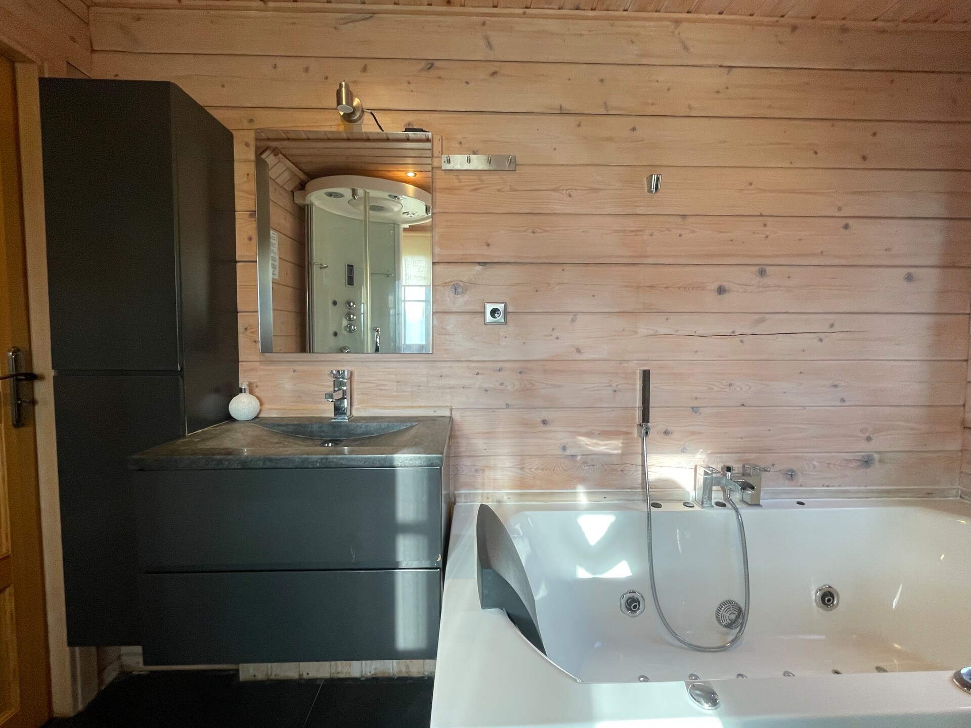 Salland Hideaway: Luxe duurzame villa met privé sauna en veranda - foto 35