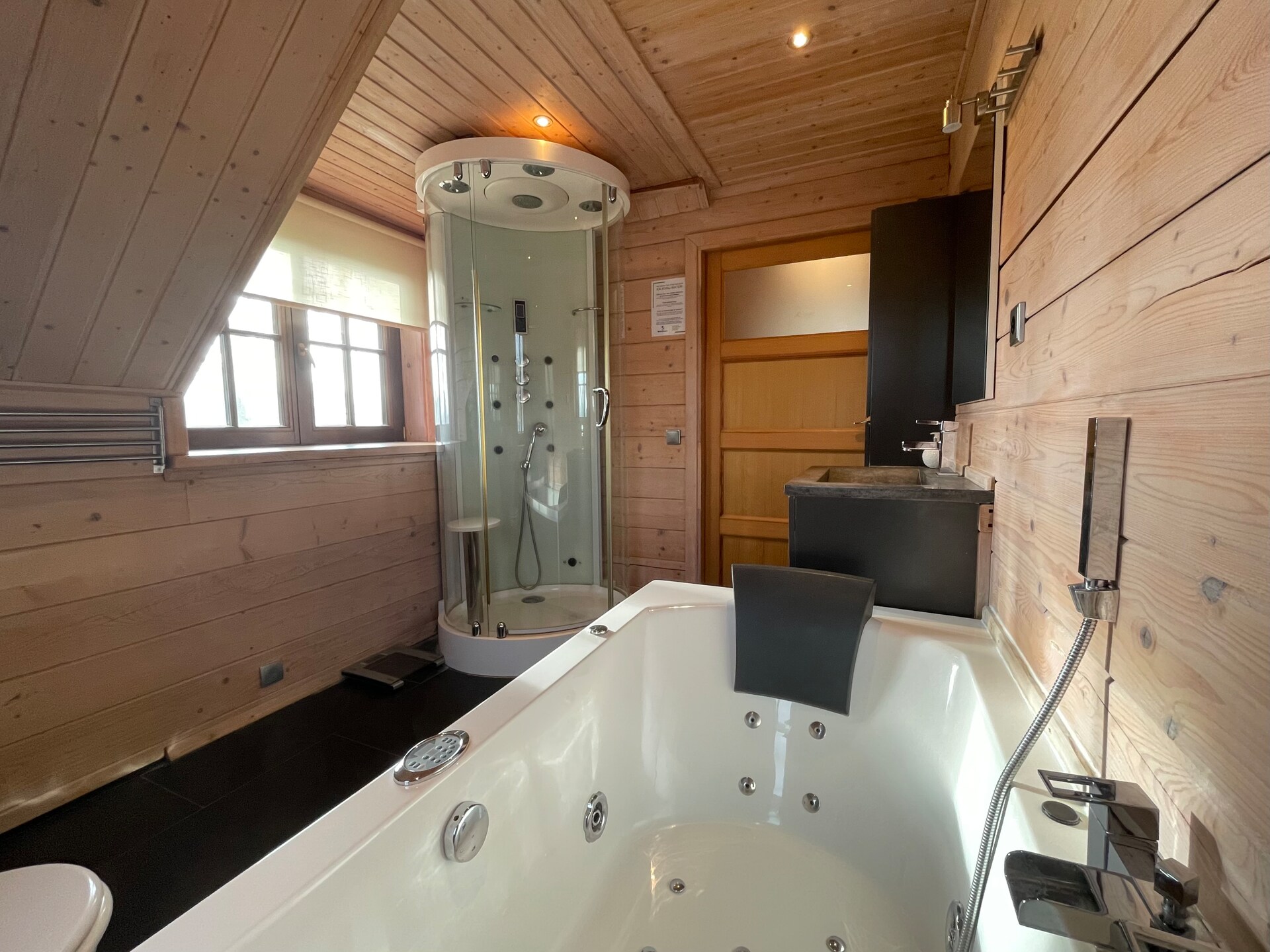Salland Hideaway: Luxe duurzame villa met privé sauna en veranda - foto 33