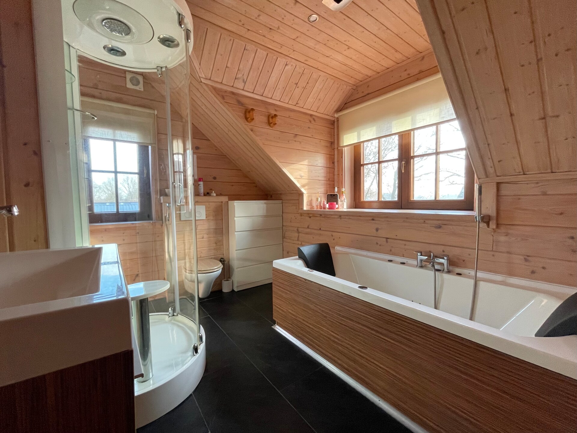 Salland Hideaway: Luxe houten villa met wellness in rustig Salland - foto 16
