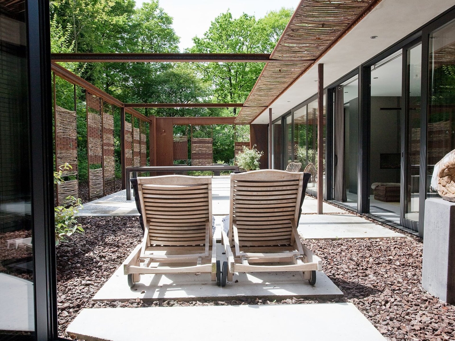 Stalen Boshuis: Designvilla met sauna en hottub op Landgoed Bergvliet - foto 31