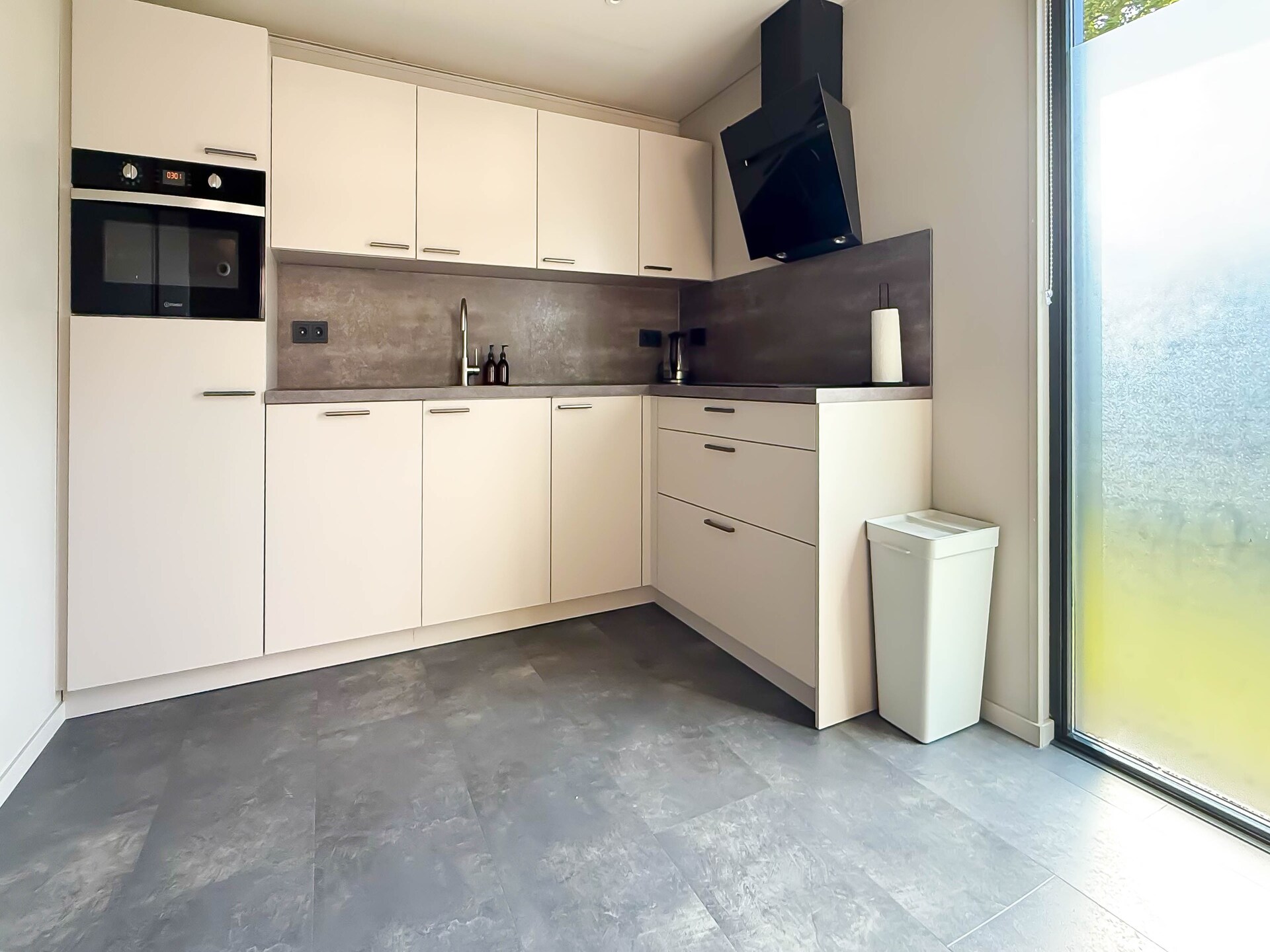 't Boschhuys: modern vakantiehuis tussen bos en duinen van Bergen - foto 16