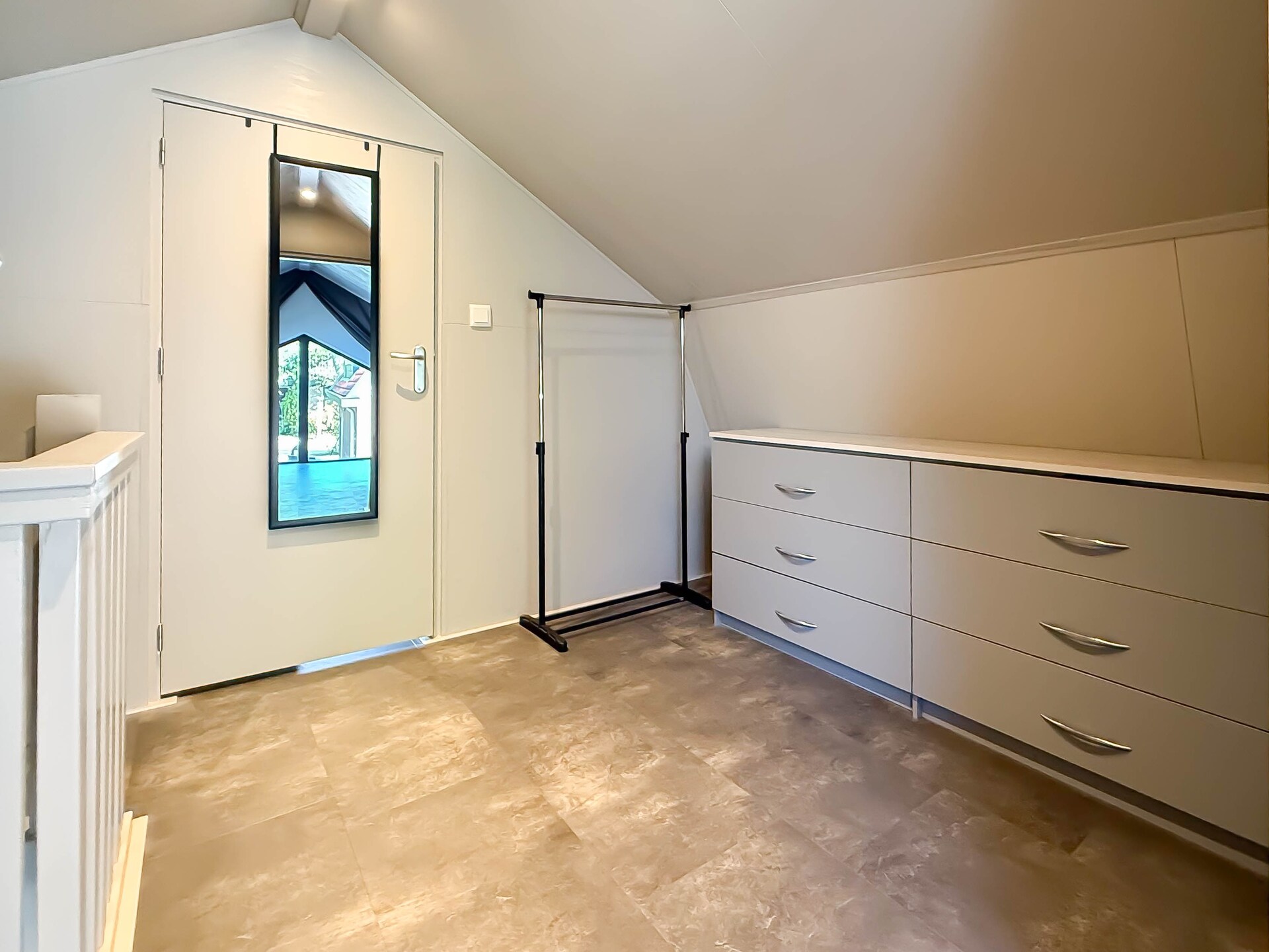 't Boschhuys: modern vakantiehuis tussen bos en duinen van Bergen - foto 17