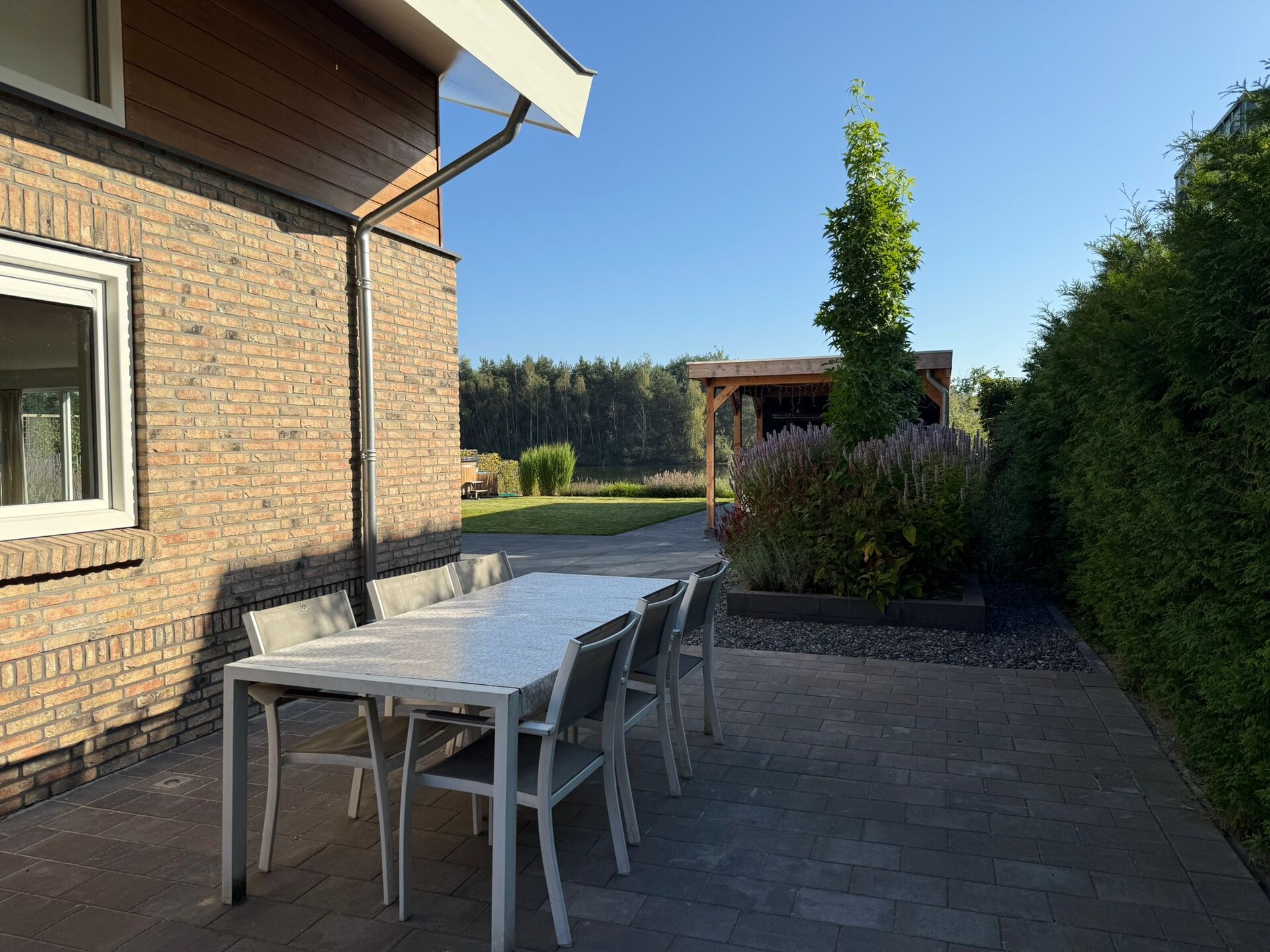 Wellnessvilla Torenvalk: privéstrand, sauna en jacuzzi aan recreatiemeer - foto 27