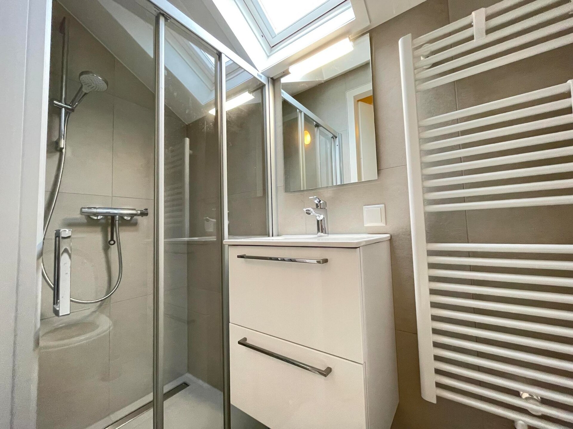 Watervilla de Ijsvogel: Luxe woning met panoramisch uitzicht op de Langweerder Wielen - foto 22