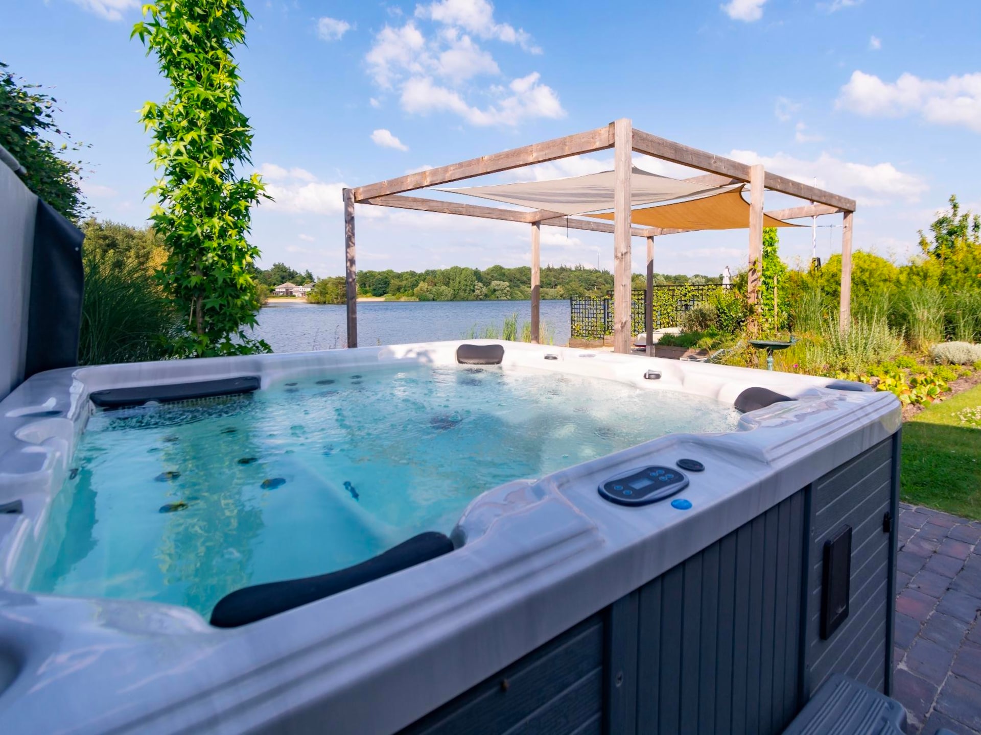 Watervilla Plas van Francke: luxe wellness aan het water in Sibculo - foto 19