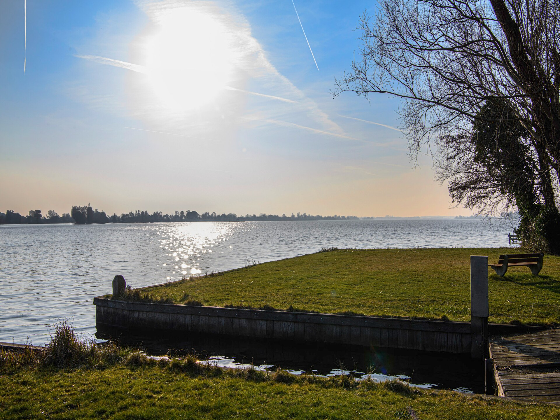 Eiland Bungalow Loosdrecht: privé-eiland met roeiboot op de Loosdrechtse Meren - foto 16
