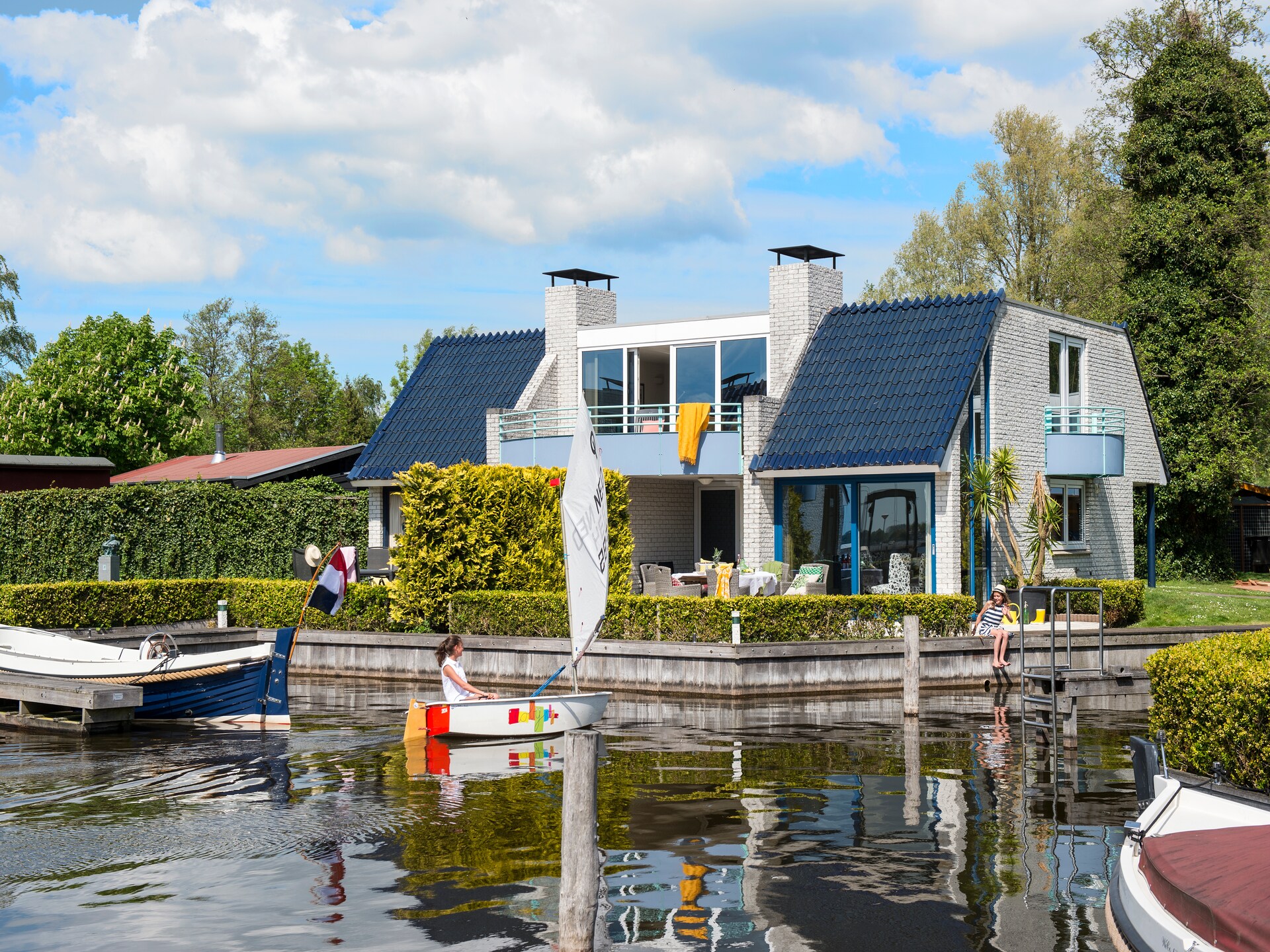 Luxe penthouse bij Loosdrechtse Meren met open haard en tuin - foto 15