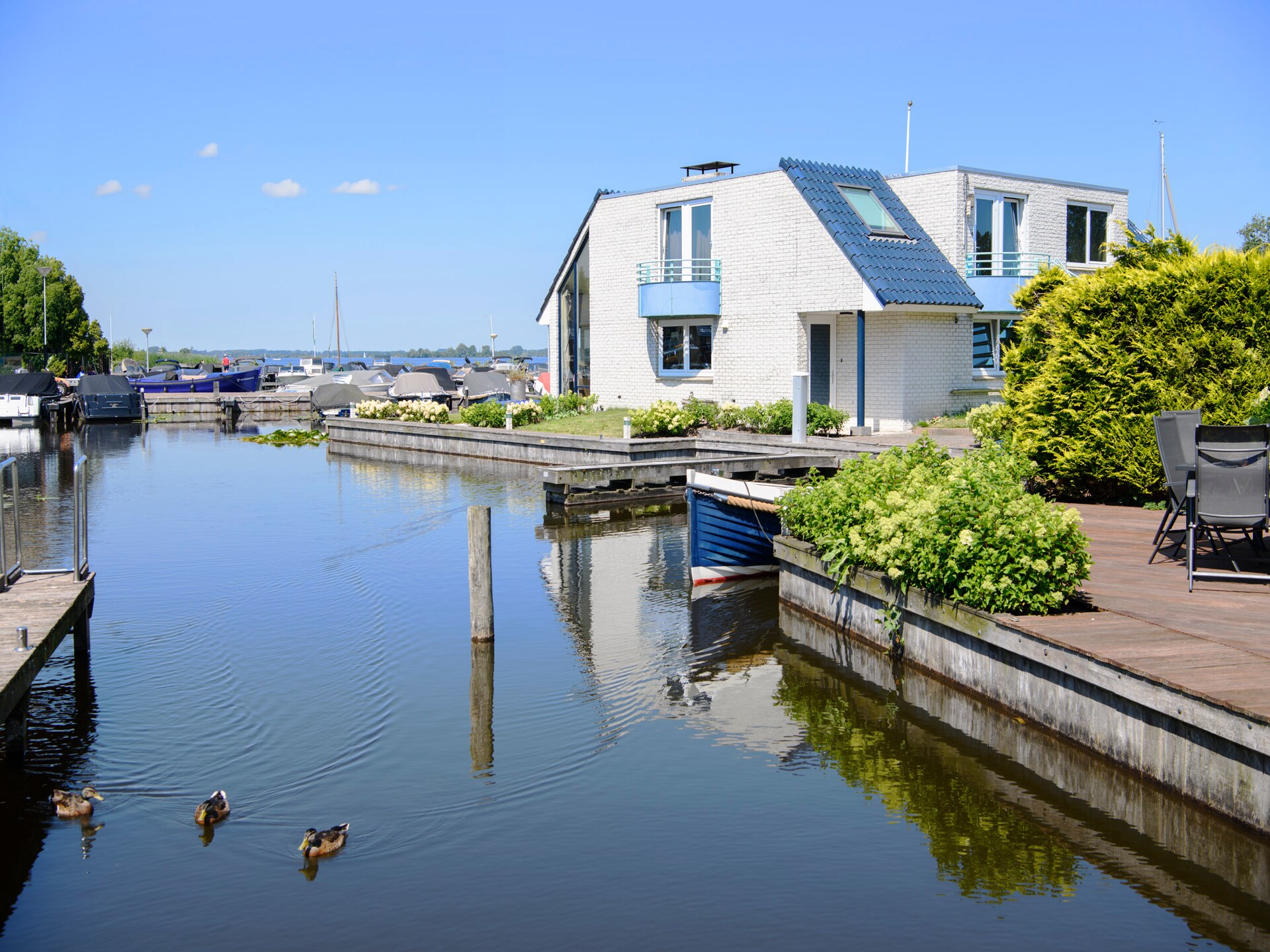 Panorama Villa: Ontspanning aan het Loosdrechtse Meer voor 8 personen - foto 12