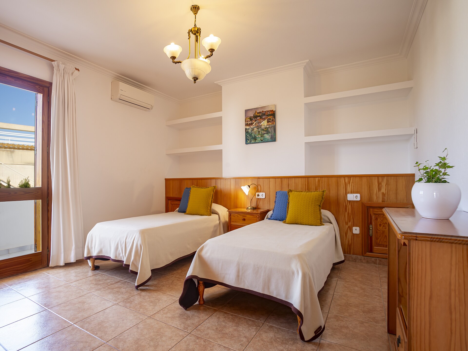 Ruime villa met privézwembad voor 12 personen nabij de stranden van Ibiza - foto 22