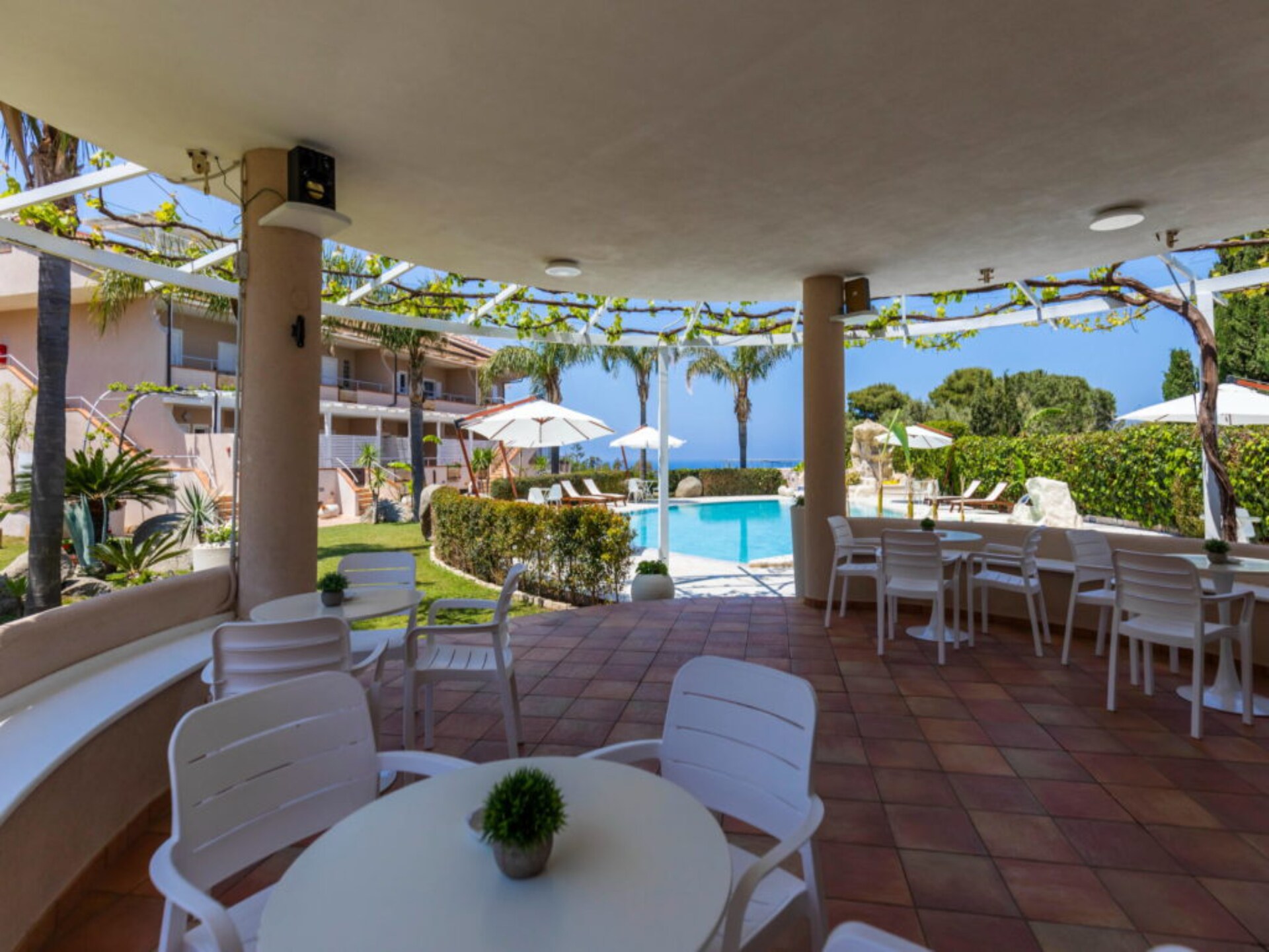 Knusse studio voor 2 op vakantiepark bij strand Capo Vaticano - foto 20