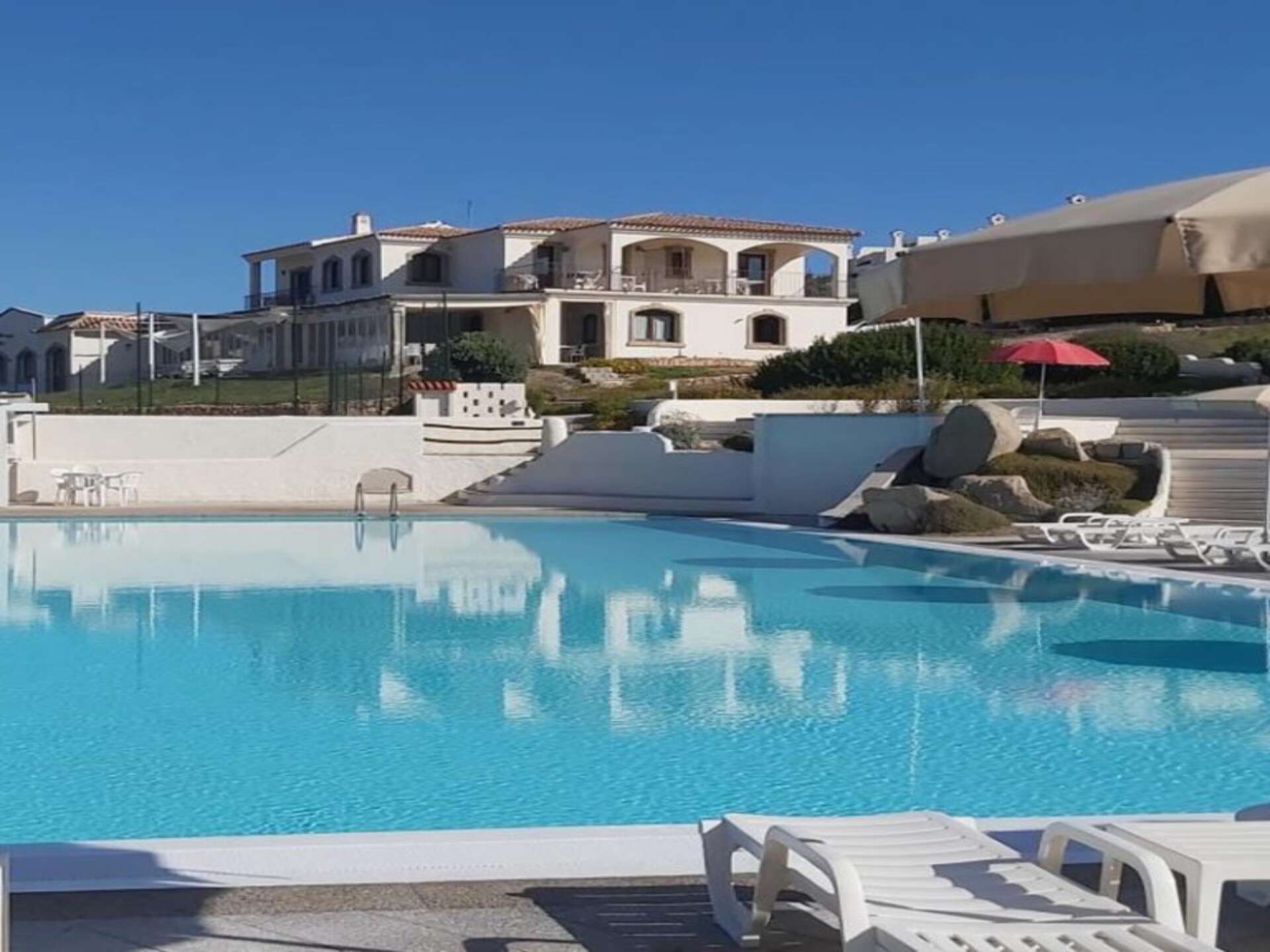 Appartement met dakterras en zeezicht in Baia Santa Reparata - foto 8