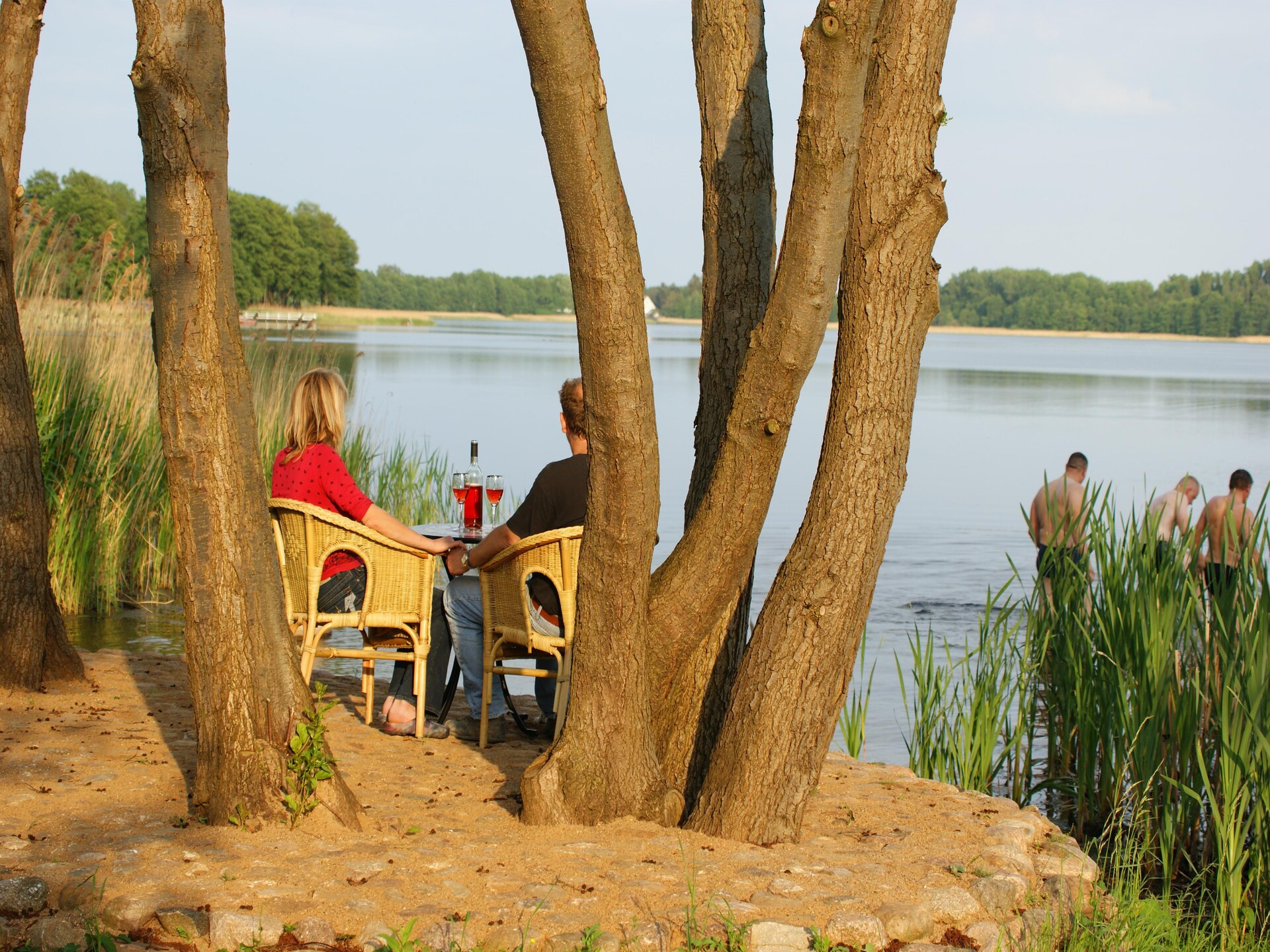 6-persoons stacaravan aan het meer in Dabel · 6 pers. - foto 29