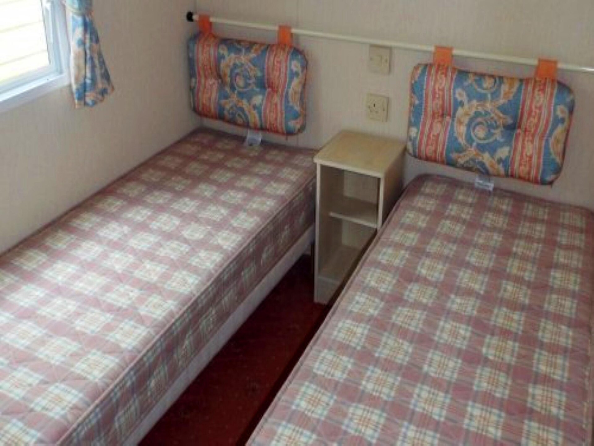 6-persoons stacaravan aan het meer in Dabel · 6 pers. - foto 12