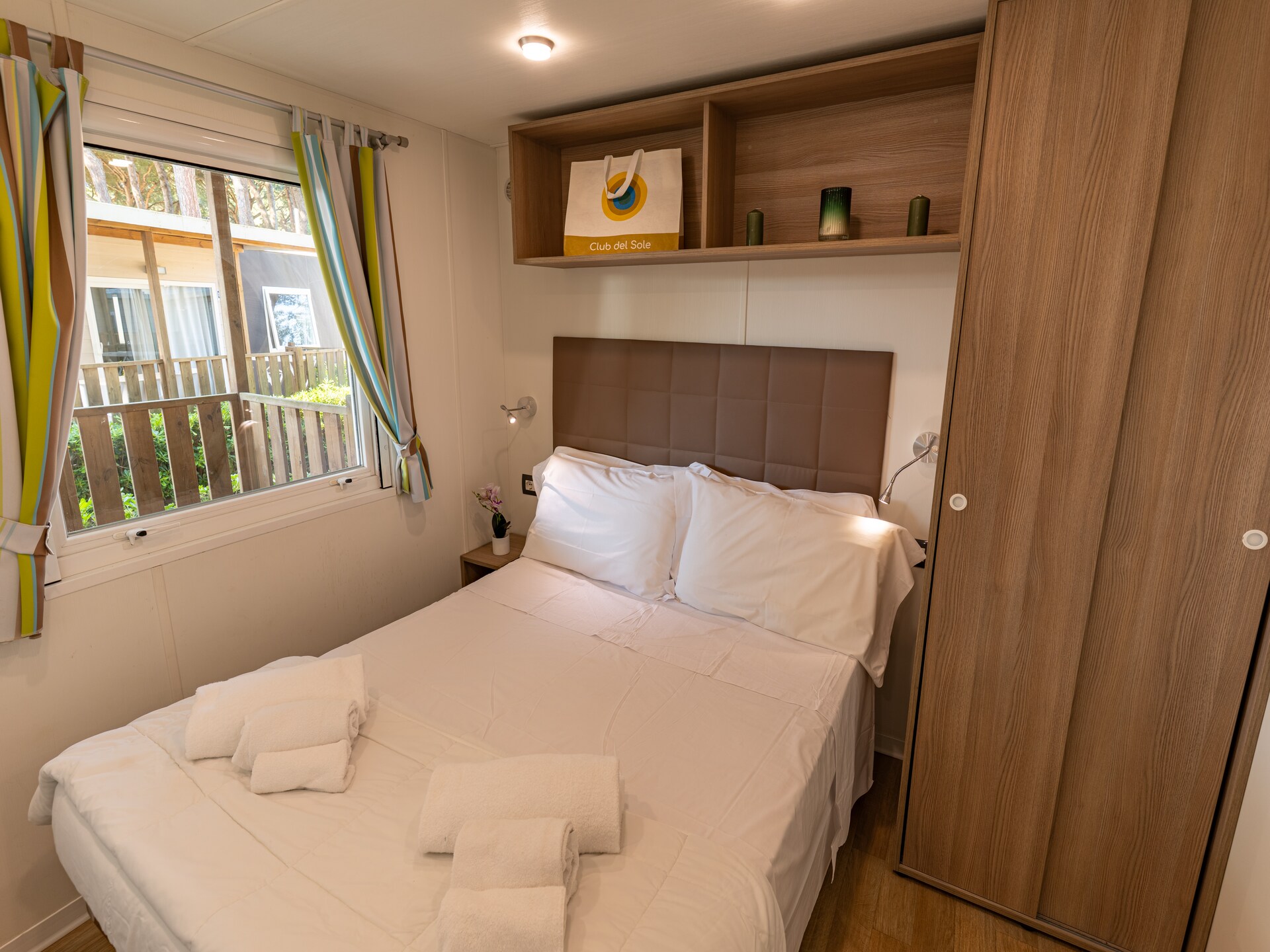 6-persoons stacaravan op 300m van zee in Punta Marina - foto 10