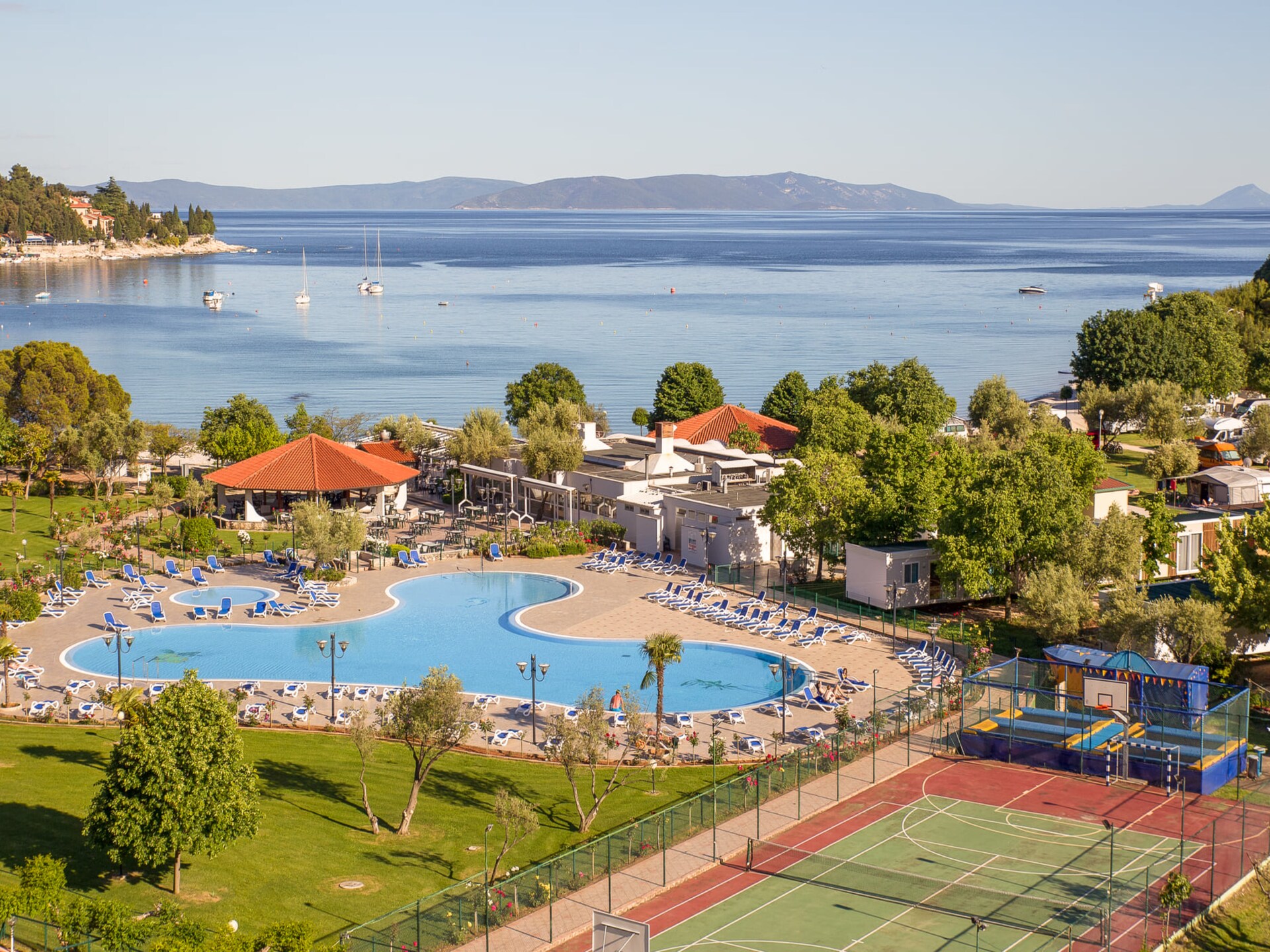 PREMIUM mobile home voor 4 personen op Camping Oliva, 50m van zee in Rabac - foto 6