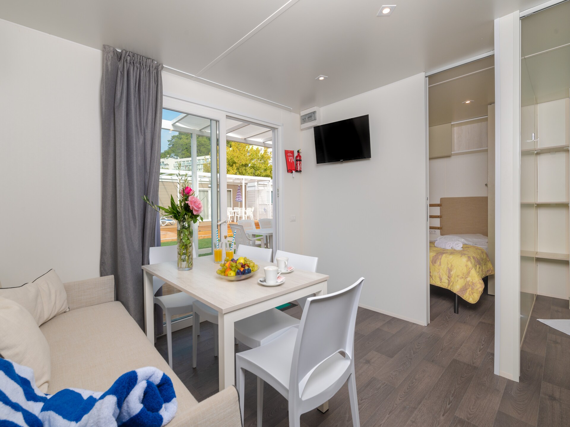 PREMIUM mobile home voor 4 personen op Camping Oliva, 50m van zee in Rabac - foto 8