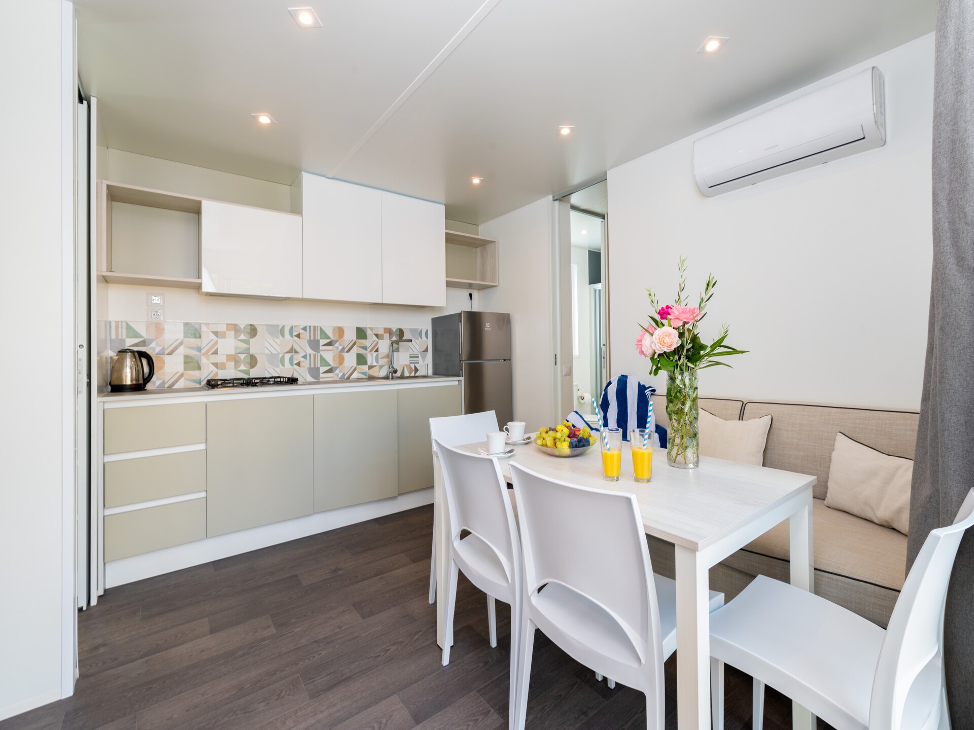 PREMIUM mobile home voor 4 personen op Camping Oliva, 50m van zee in Rabac - foto 10