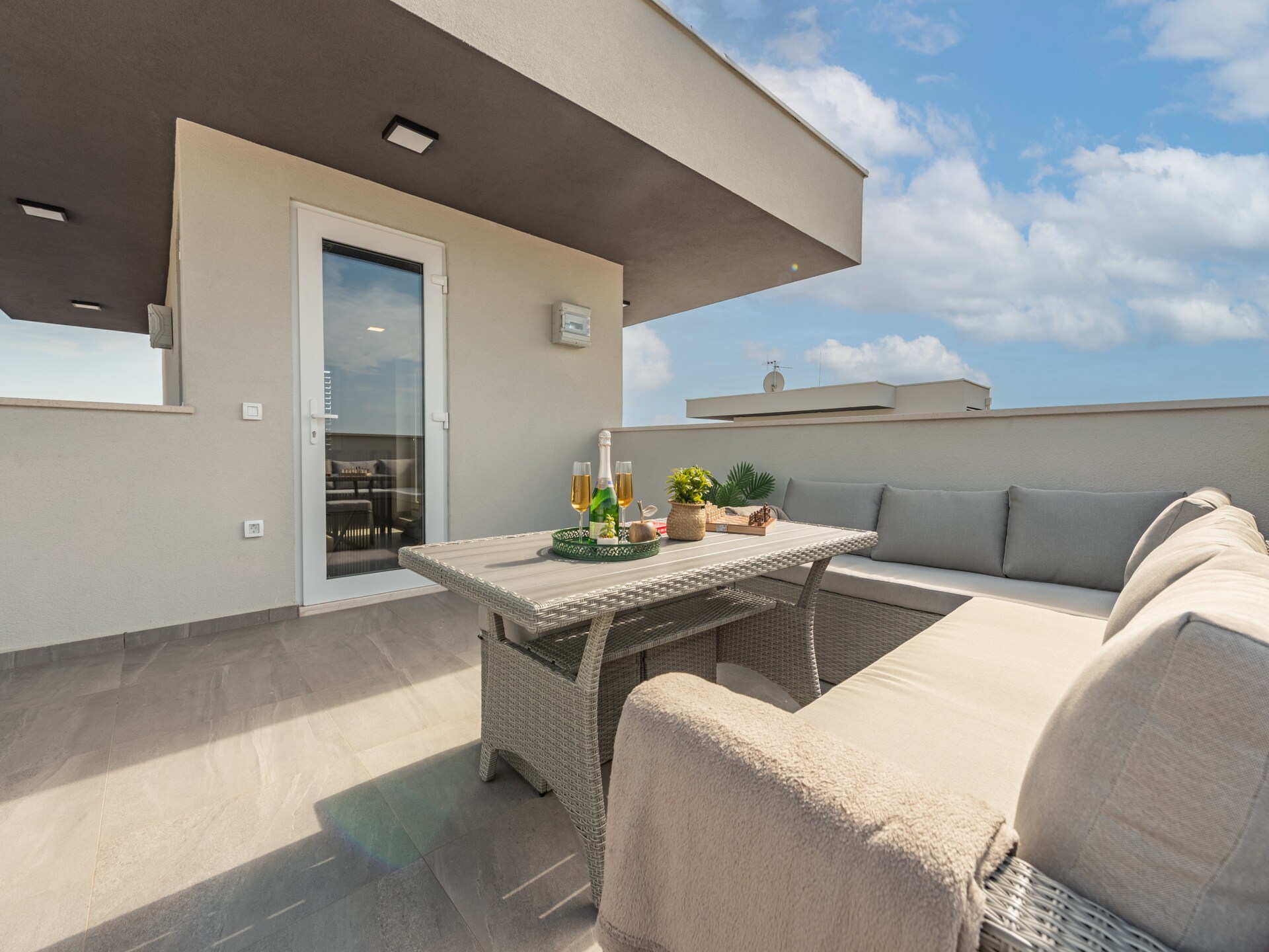 Deluxe appartement Anelle met jacuzzi en uitzicht op zee bij Zadar - foto 46