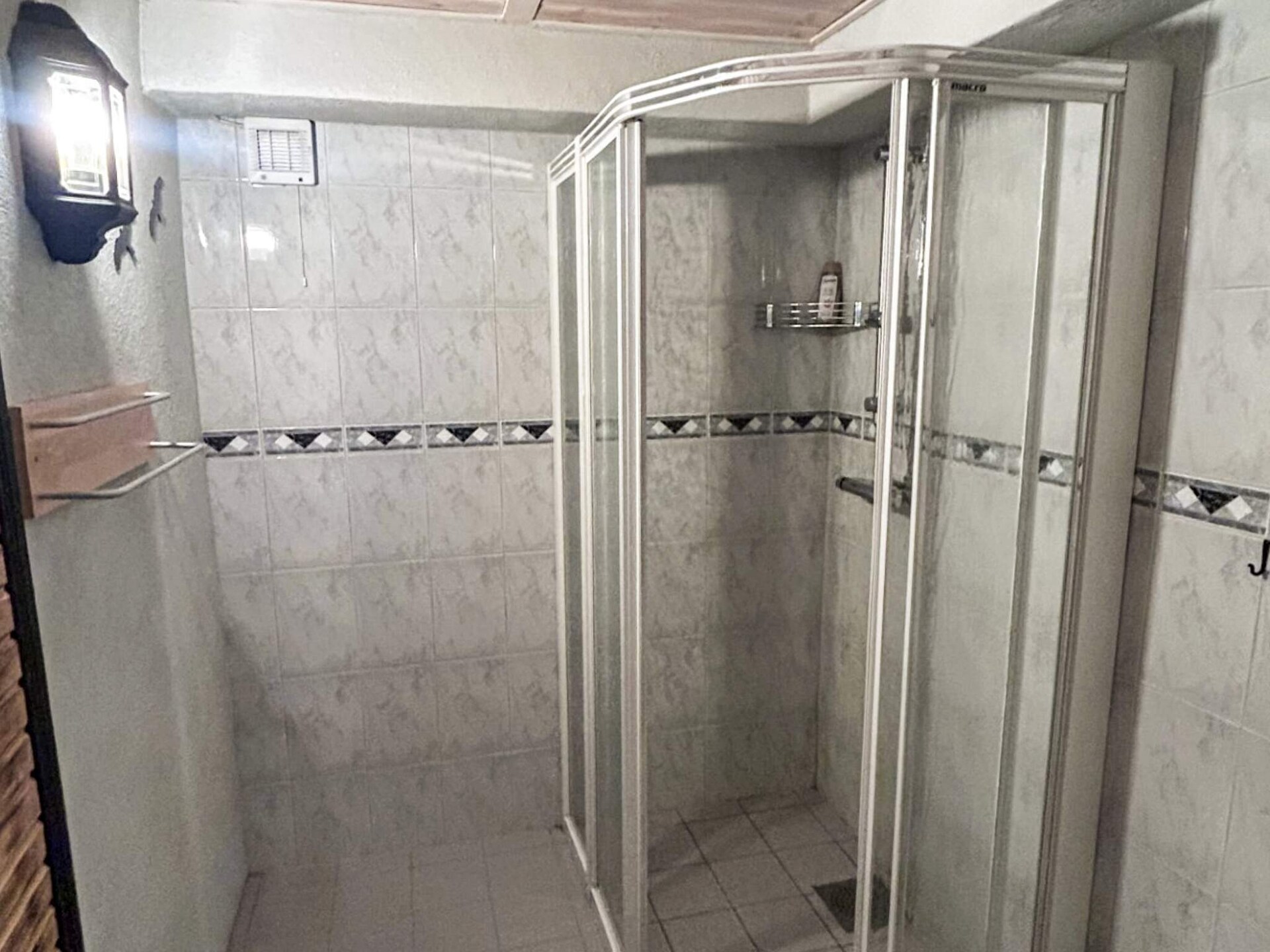 Knus vakantiehuis in Nävekvarn: 5 pers., 3 badkamers, dicht bij zee en golf - foto 22