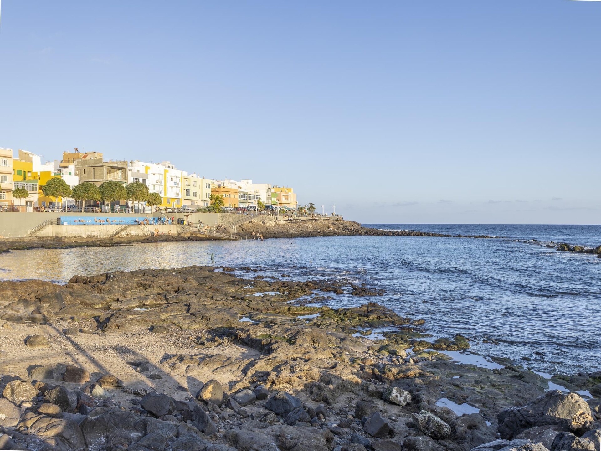 Comfortabel appartement in Arinaga, 600m van strand met dakterras - foto 32