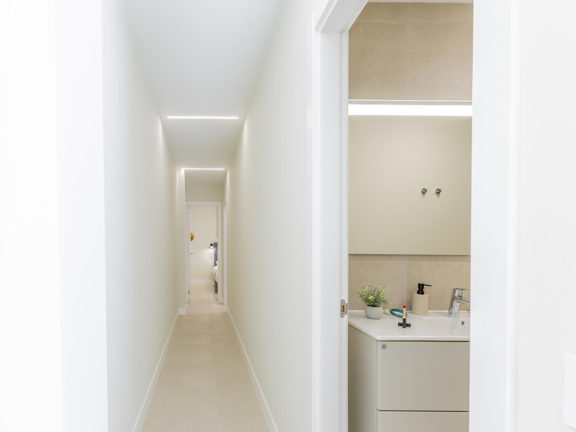Comfortabel appartement in Arinaga, 600m van strand met dakterras - foto 21