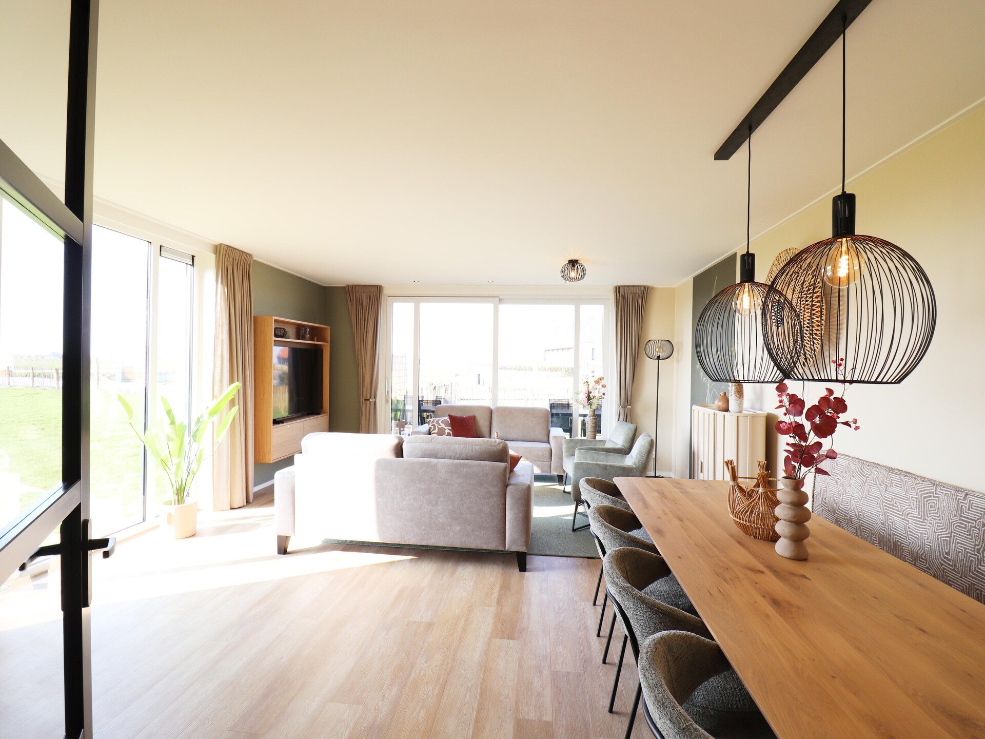 Moderne villa op het Friese platteland met golfbaan en laadpalen - foto 33