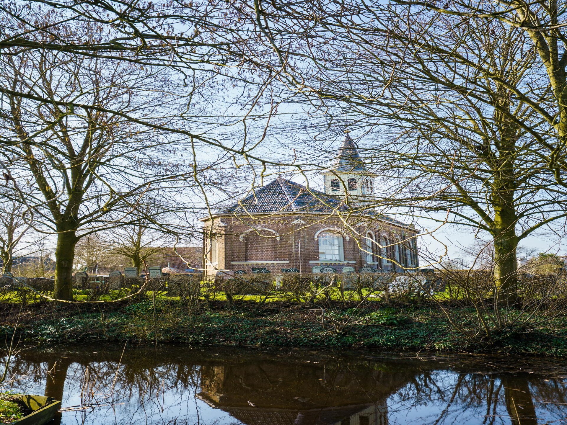 Woonboot Meerzicht: sfeervol vakantieverblijf aan het water in Friesland - foto 24
