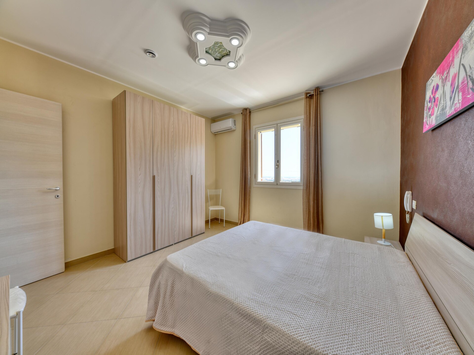 Privézwembad en weids uitzicht in vakantiehuis in Floridia - foto 20