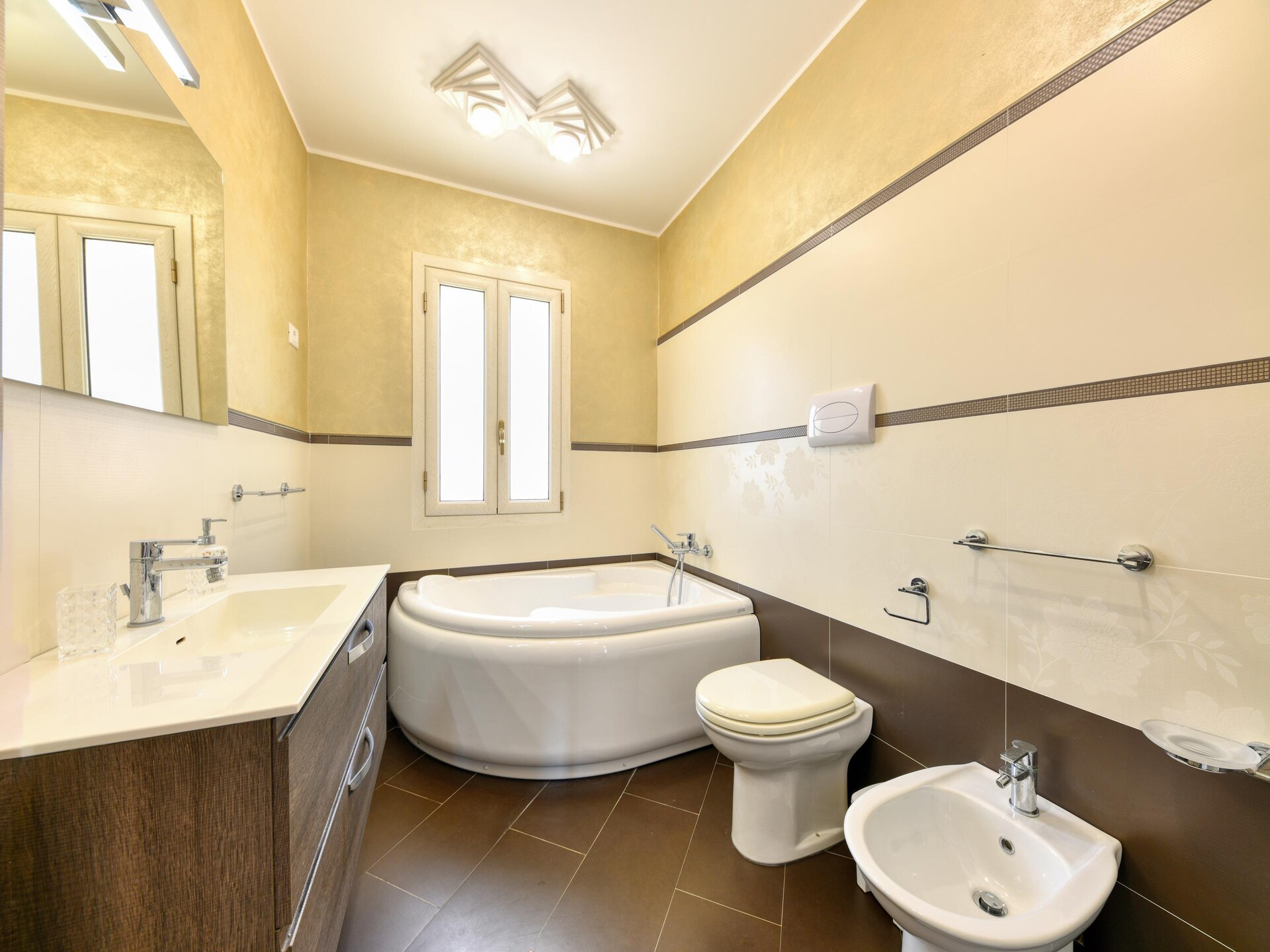 Privézwembad en weids uitzicht in vakantiehuis in Floridia - foto 27